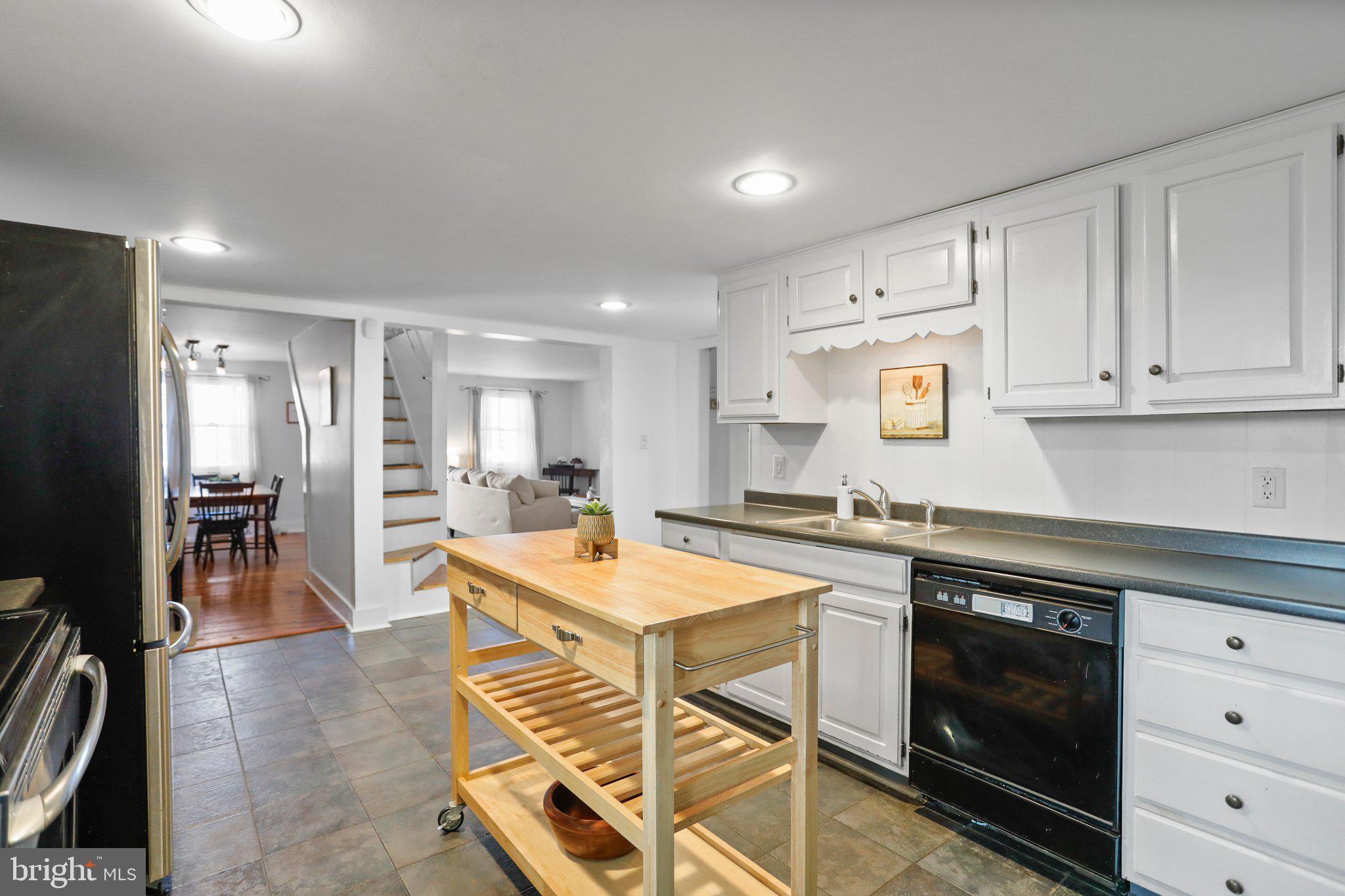 CHARLES TOWN - Residential