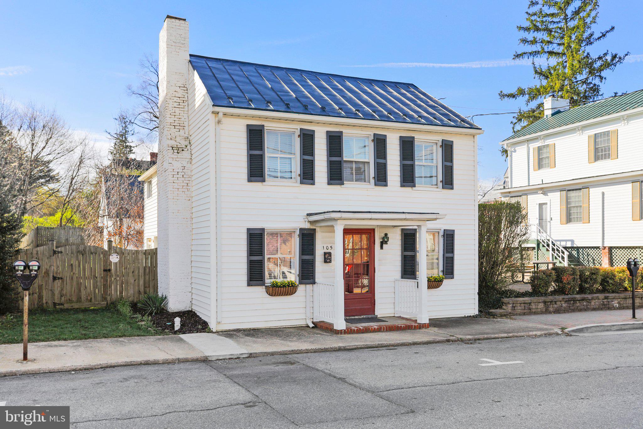 CHARLES TOWN - Residential