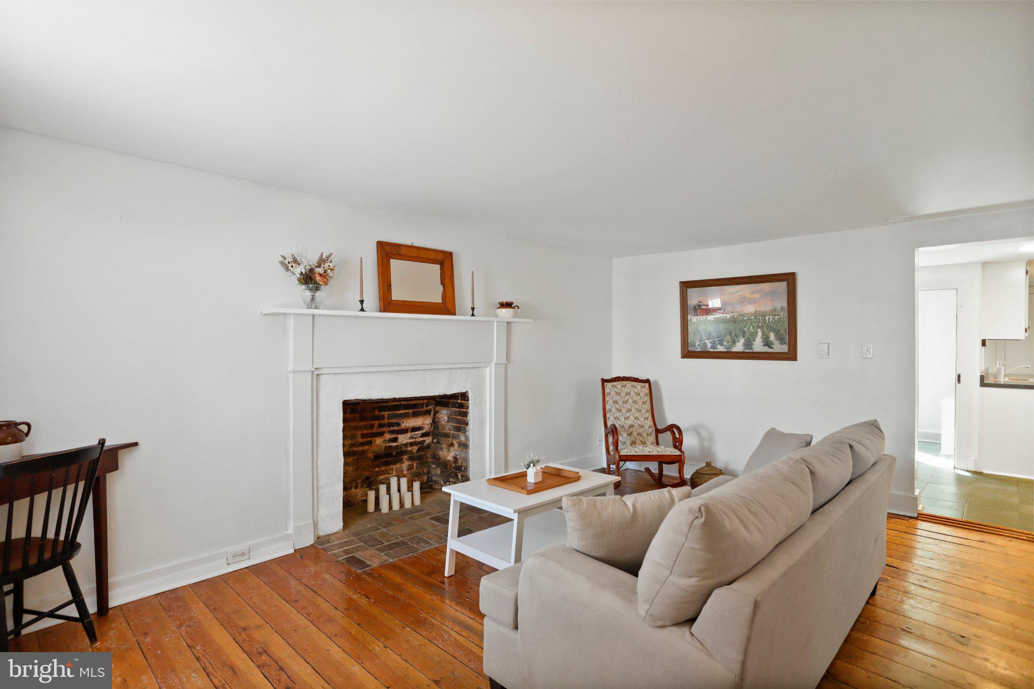 CHARLES TOWN - Residential