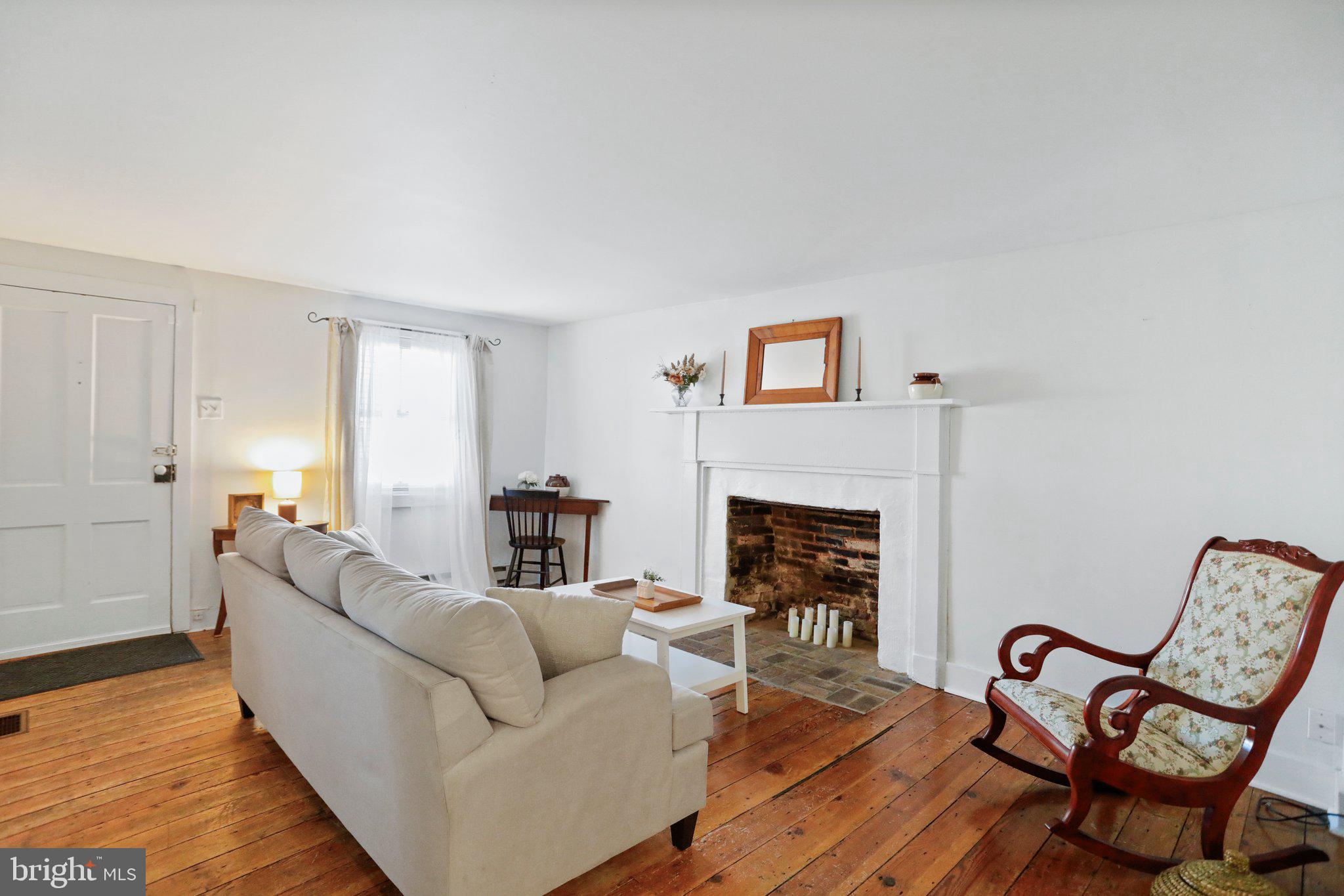 CHARLES TOWN - Residential