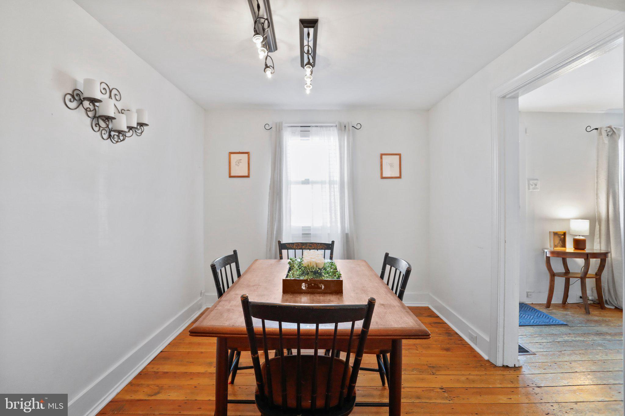 CHARLES TOWN - Residential