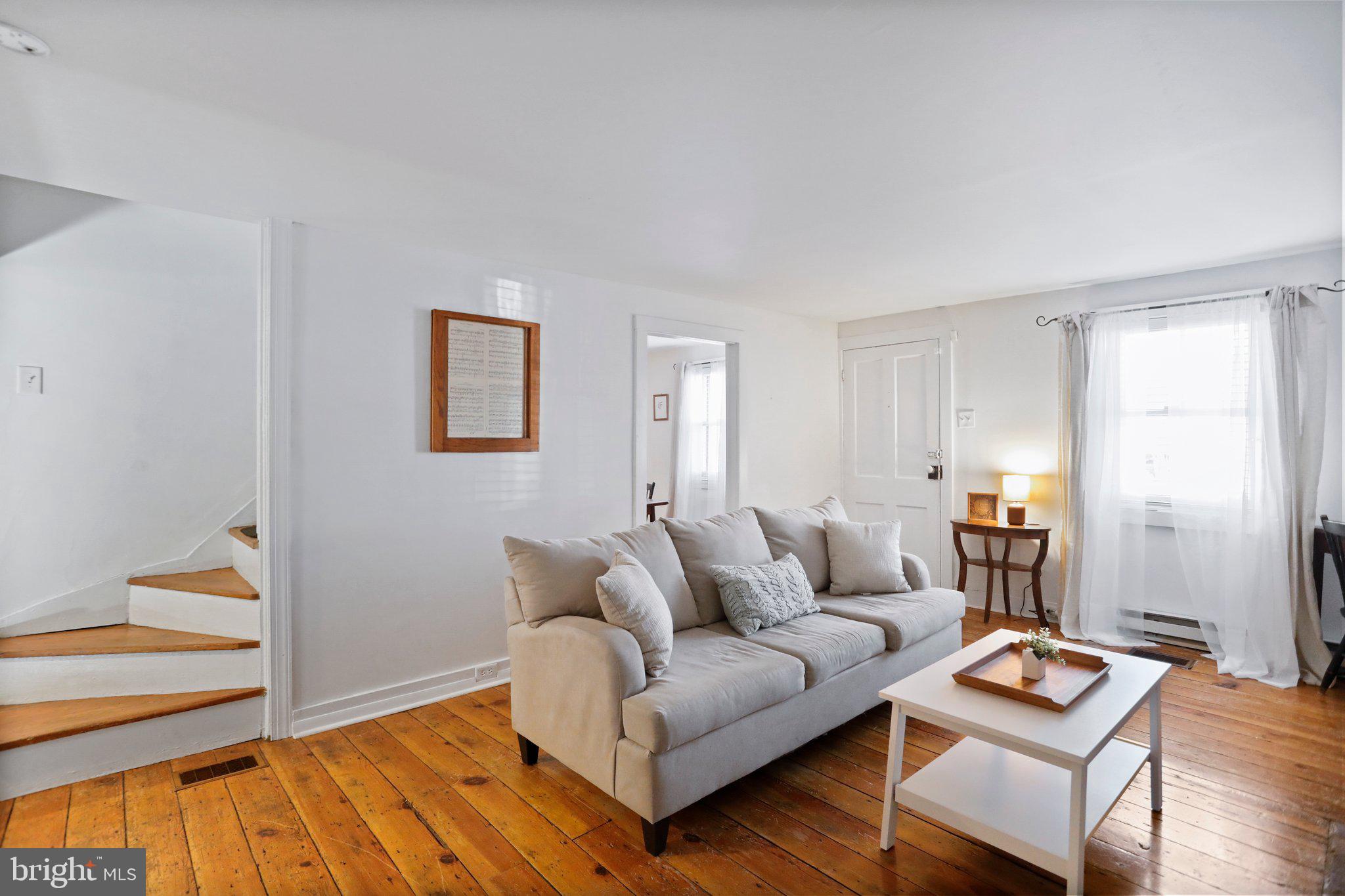 CHARLES TOWN - Residential