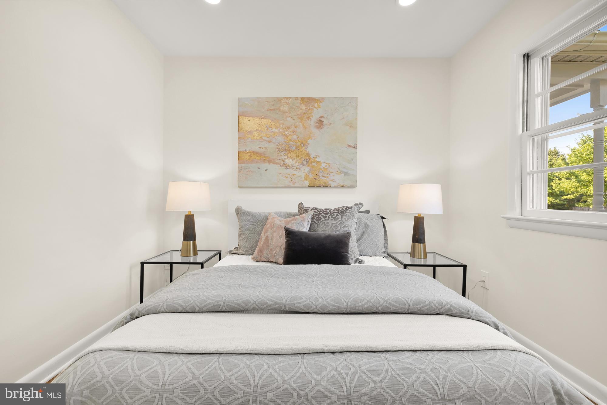 GLENCARLYN - Residential