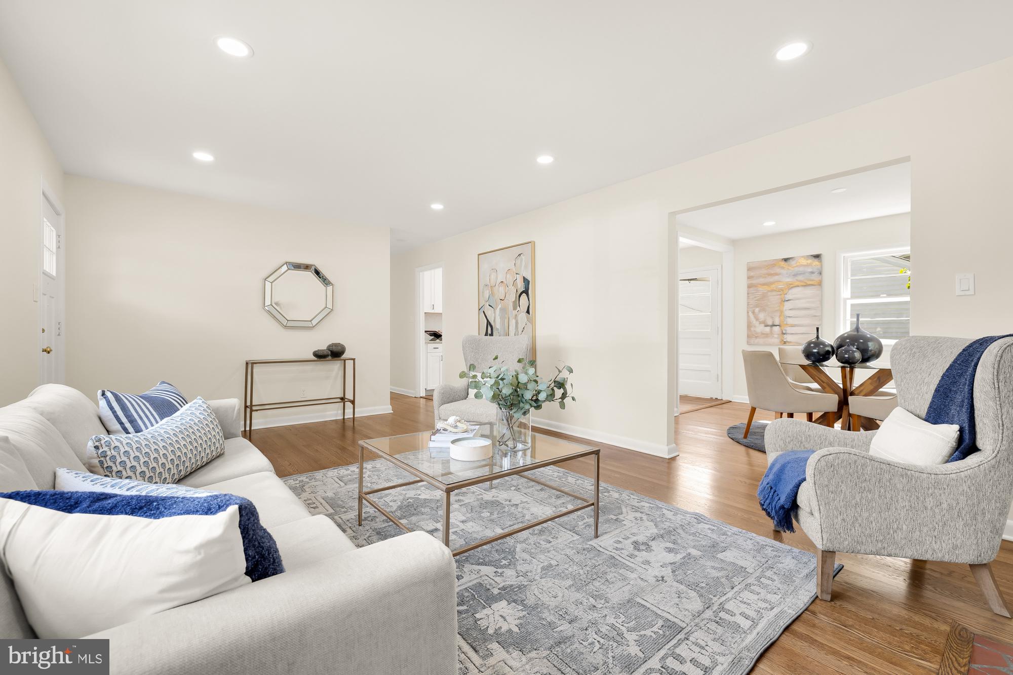 GLENCARLYN - Residential