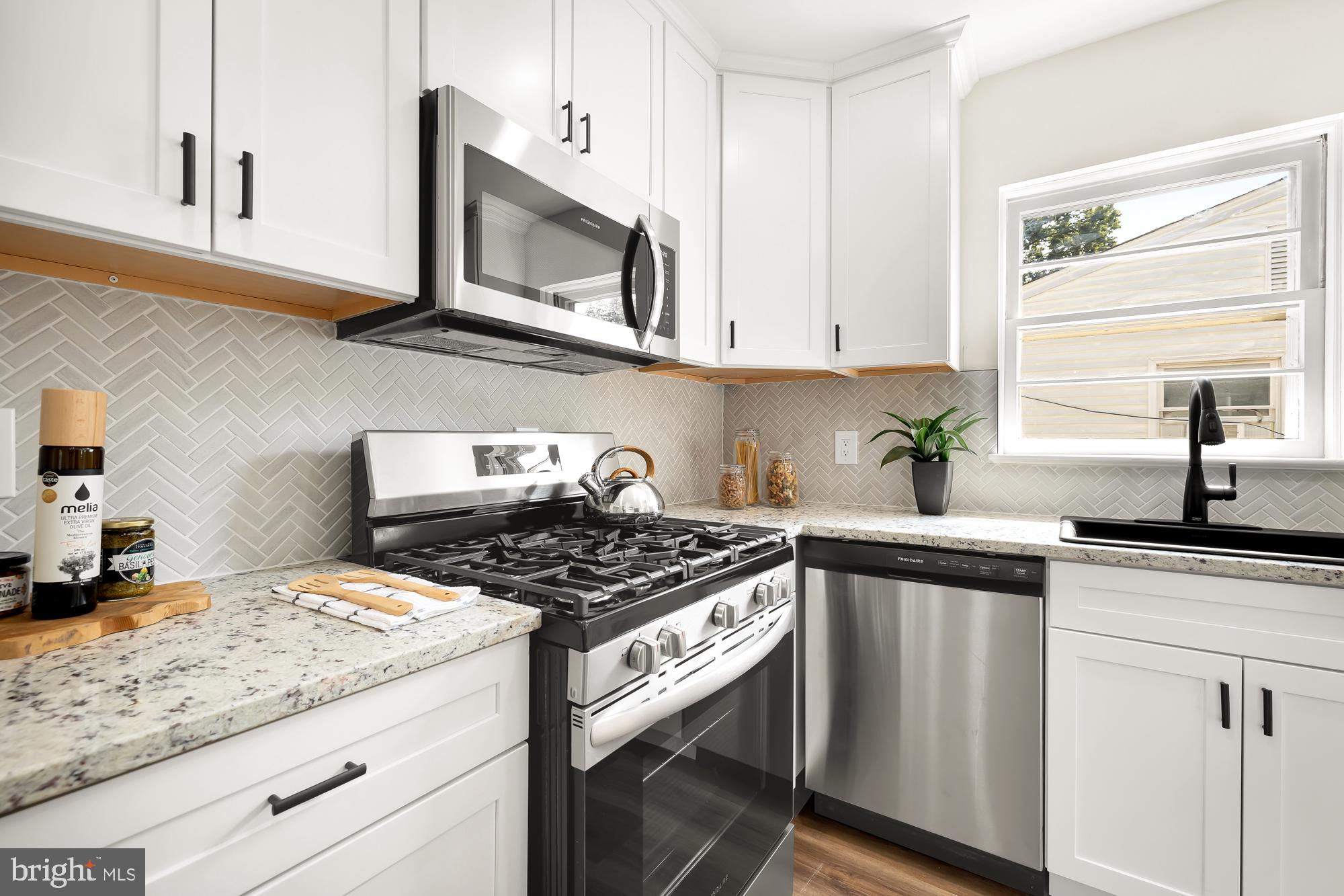 GLENCARLYN - Residential