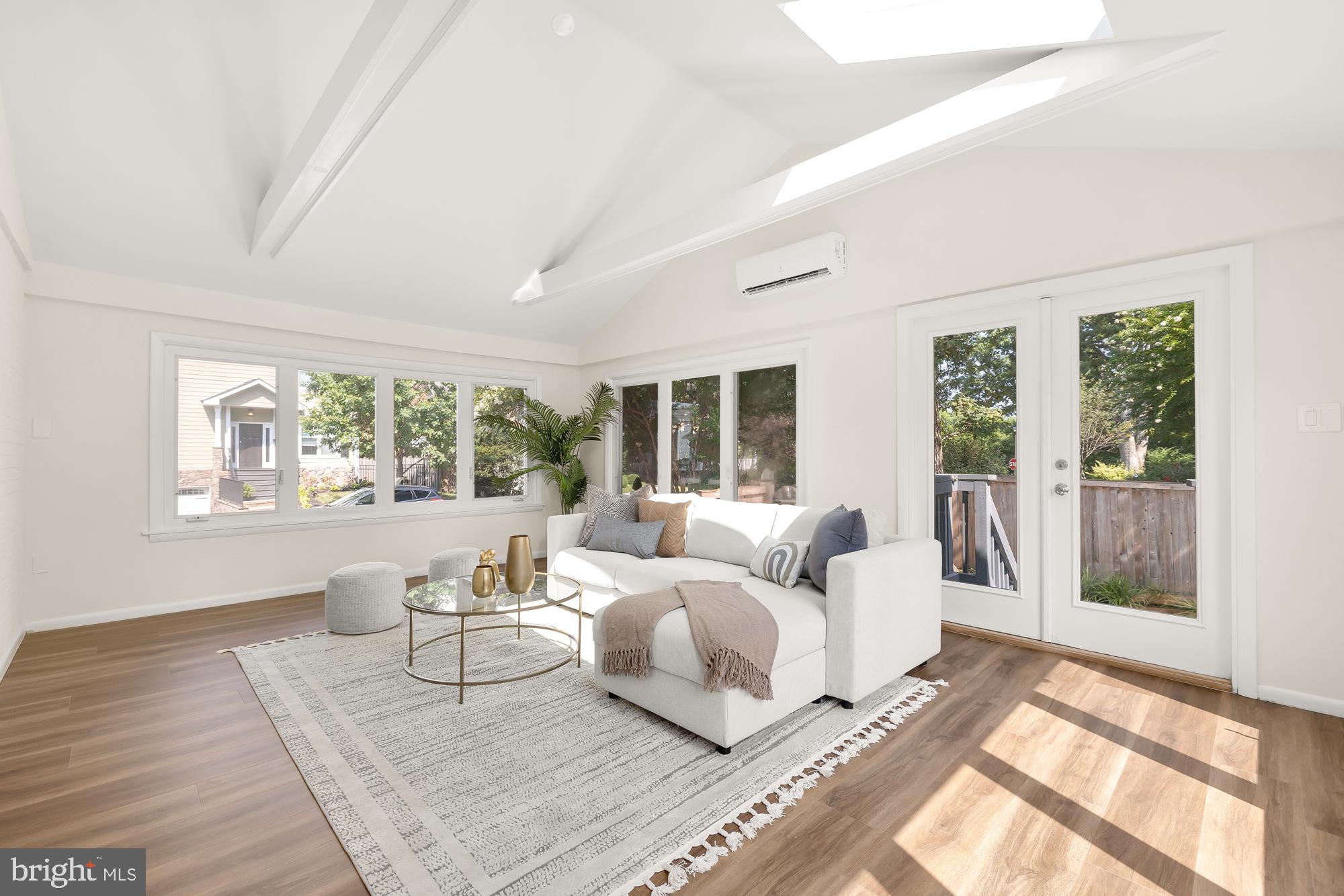 GLENCARLYN - Residential