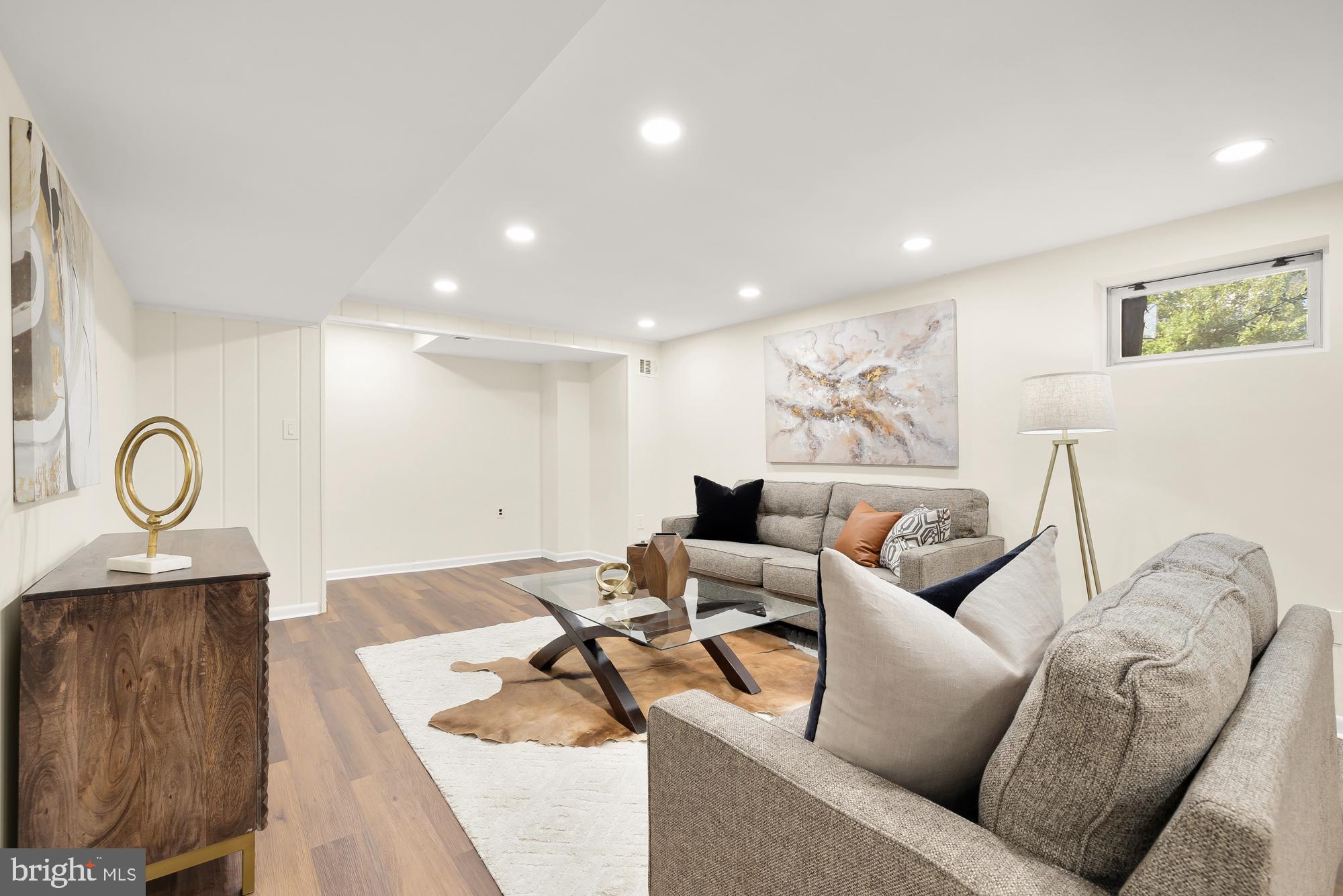 GLENCARLYN - Residential