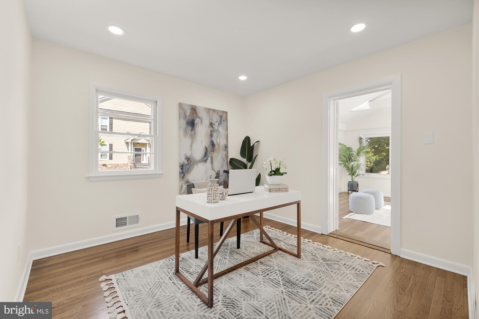 GLENCARLYN - Residential