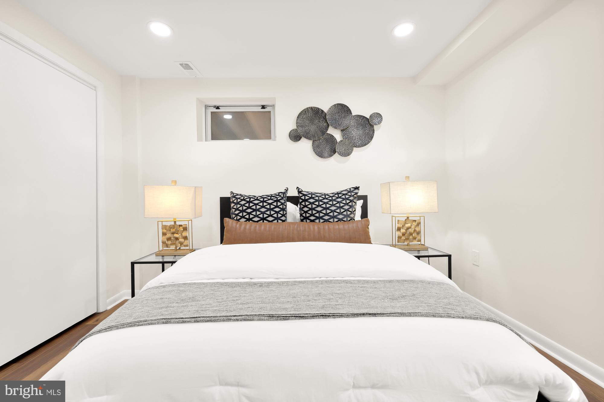 GLENCARLYN - Residential