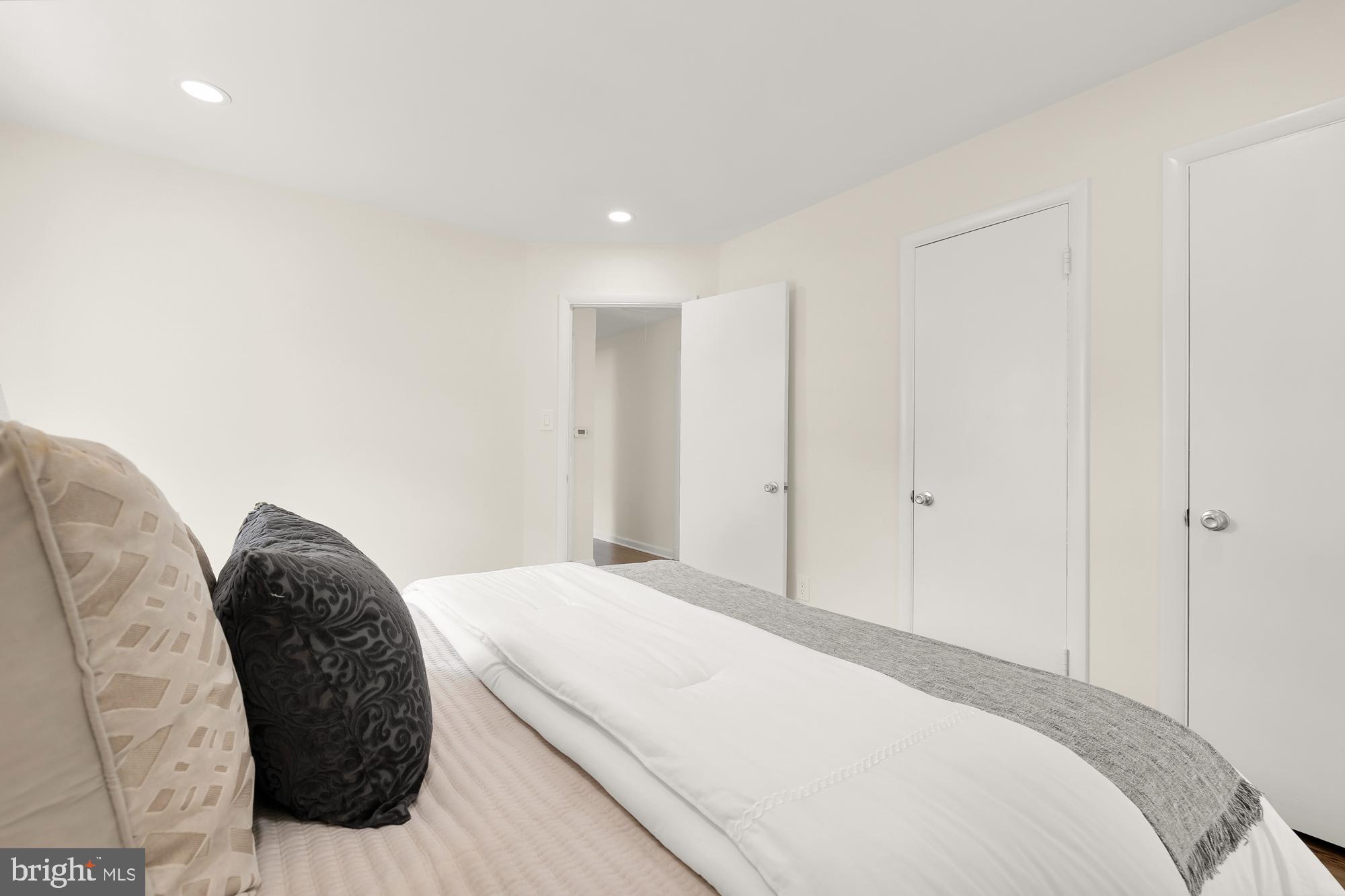 GLENCARLYN - Residential