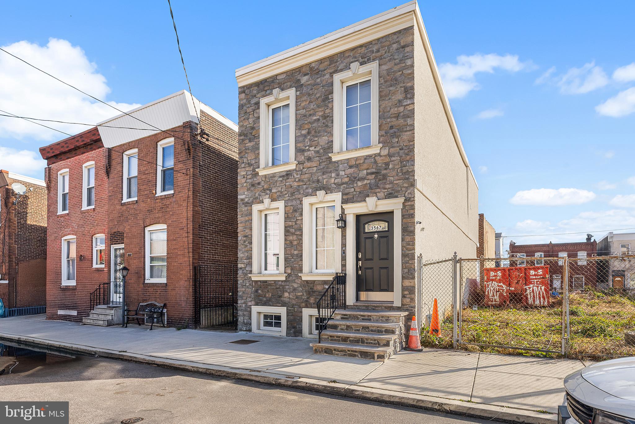 PORT RICHMOND - Residential