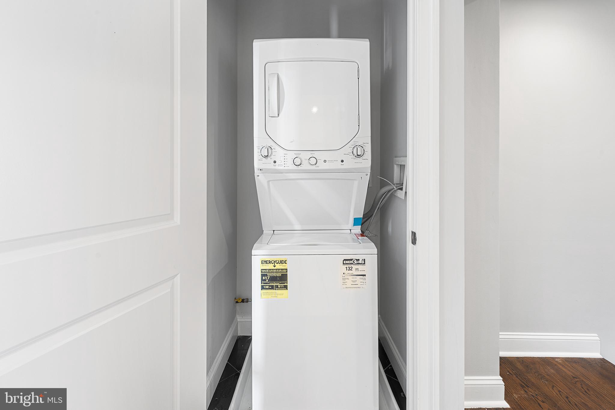 PORT RICHMOND - Residential