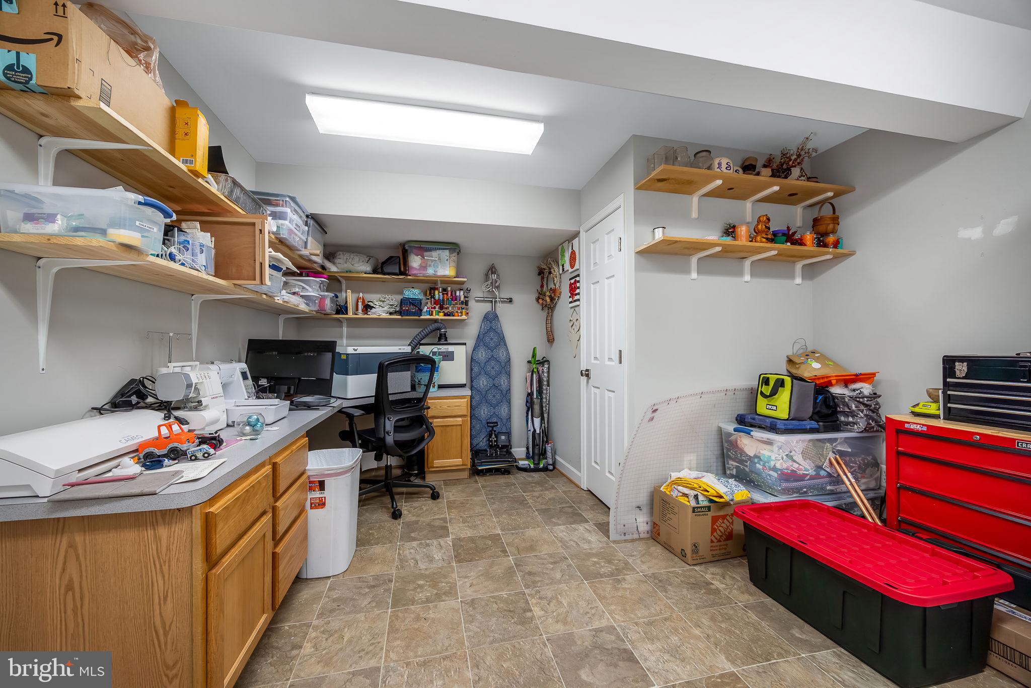 LEEDS SQUARE - Residential