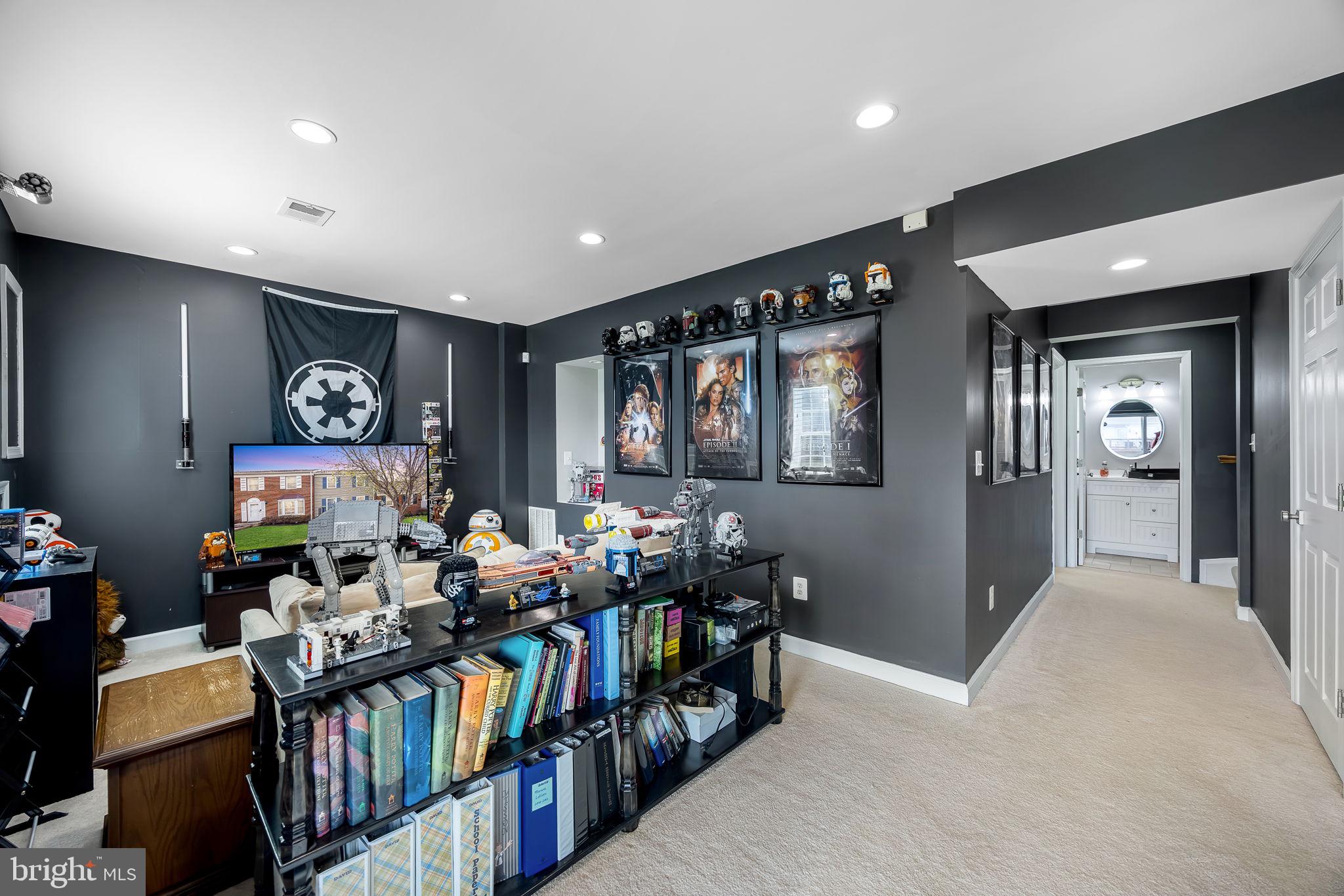 LEEDS SQUARE - Residential