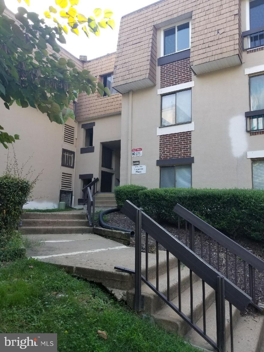 RENOVATED Top Level Condo! Come make this your home.  This unit features new cabinets, appliances, windows, interior doors, heating/air conditioner, large open floor plan with all new wood flooring, new carpets in the bedrooms, renovated bathrooms and much more.  Move in ready.  Conveniently located near Ft Belvoir, shopping, and local bus stops. Amenities include outdoor pool, tot lots, and more.