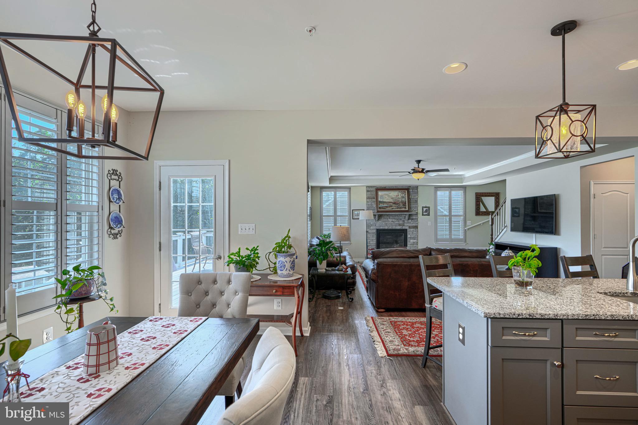 SPENCER WOODS - Residential