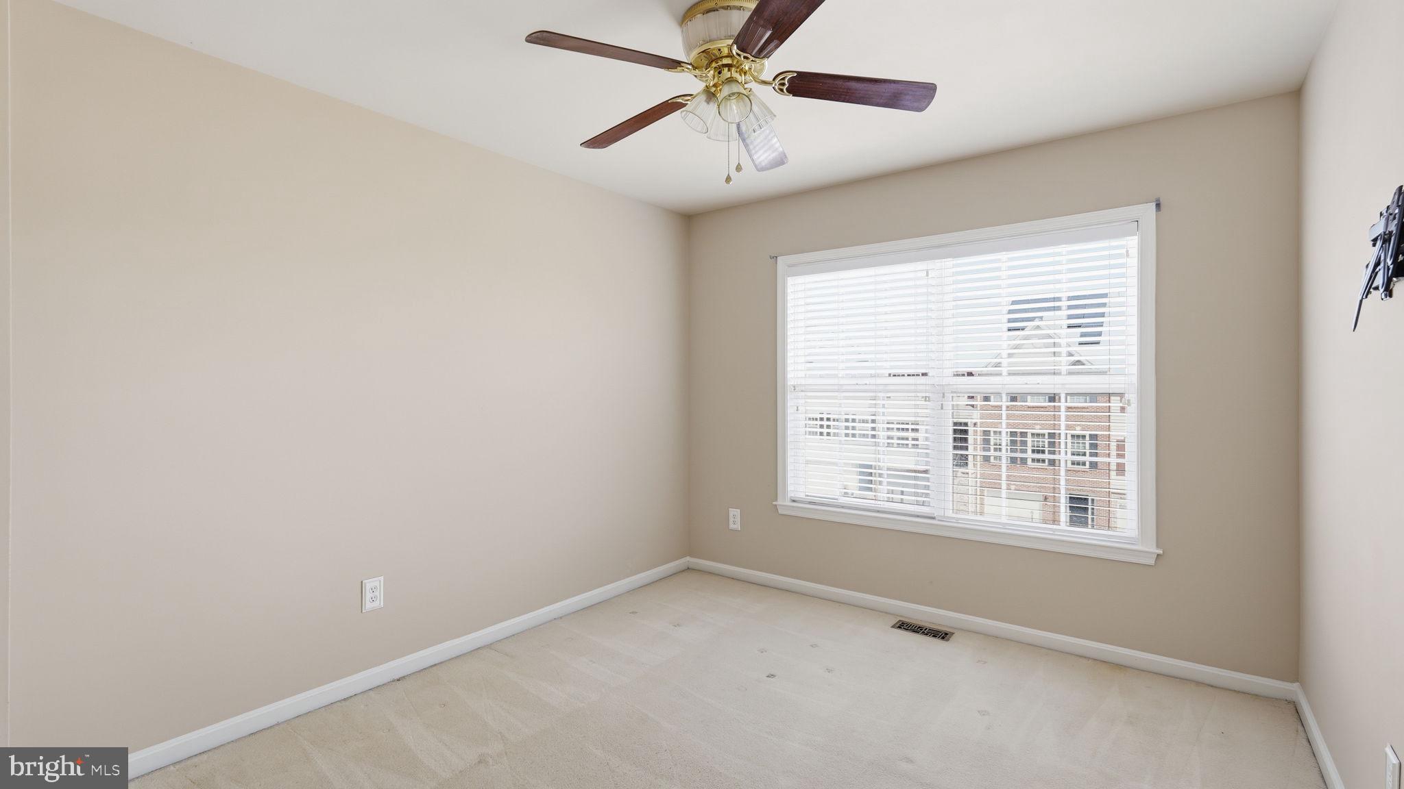 PORT AQUIA - Residential