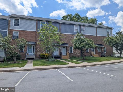 Townhouse For Rent - 9054 Canterbury Riding #147<br/> Howard County, LAUREL, MD 20723