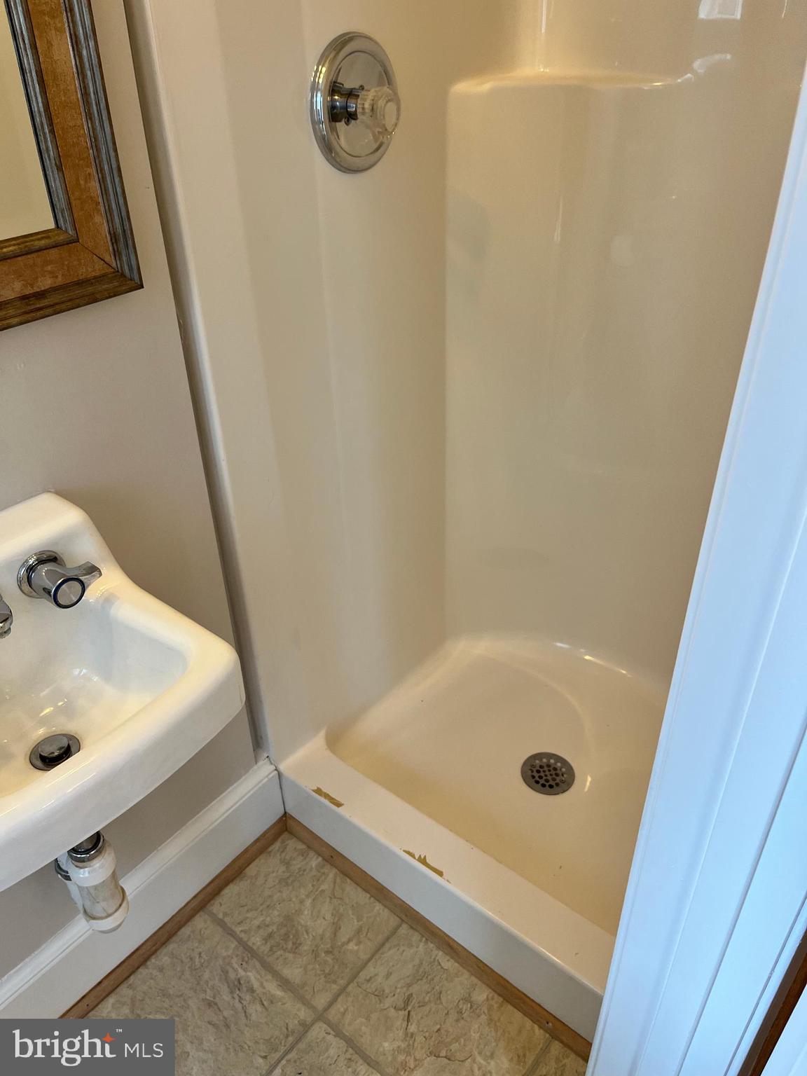 VIRGINIA VILLAGE - Residential Lease