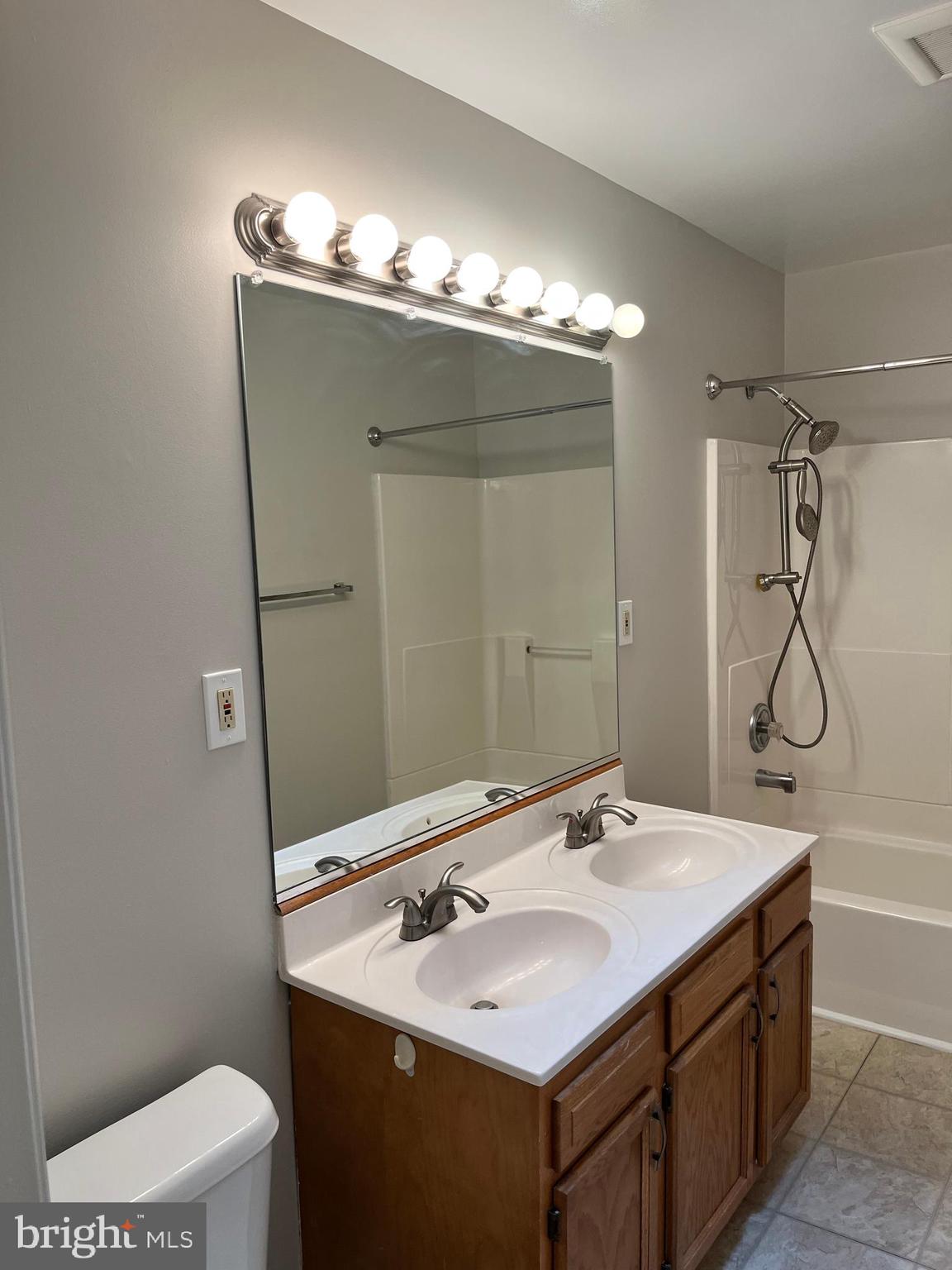 VIRGINIA VILLAGE - Residential Lease