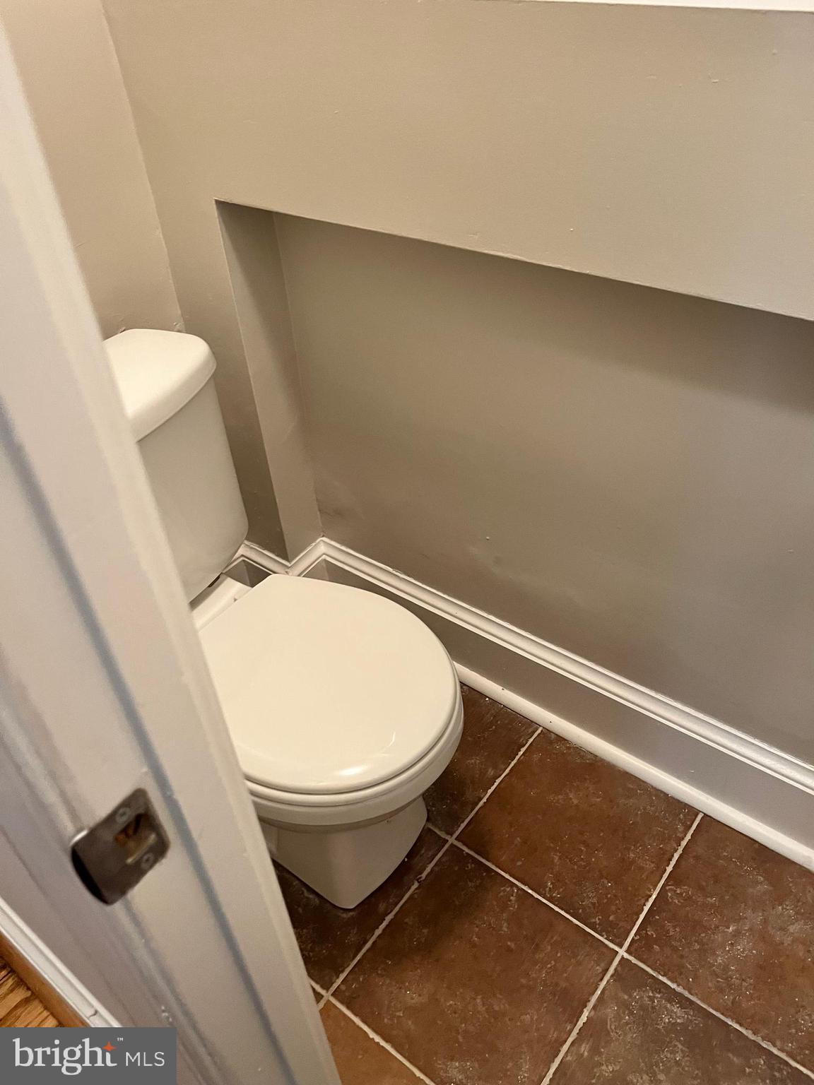 VIRGINIA VILLAGE - Residential Lease