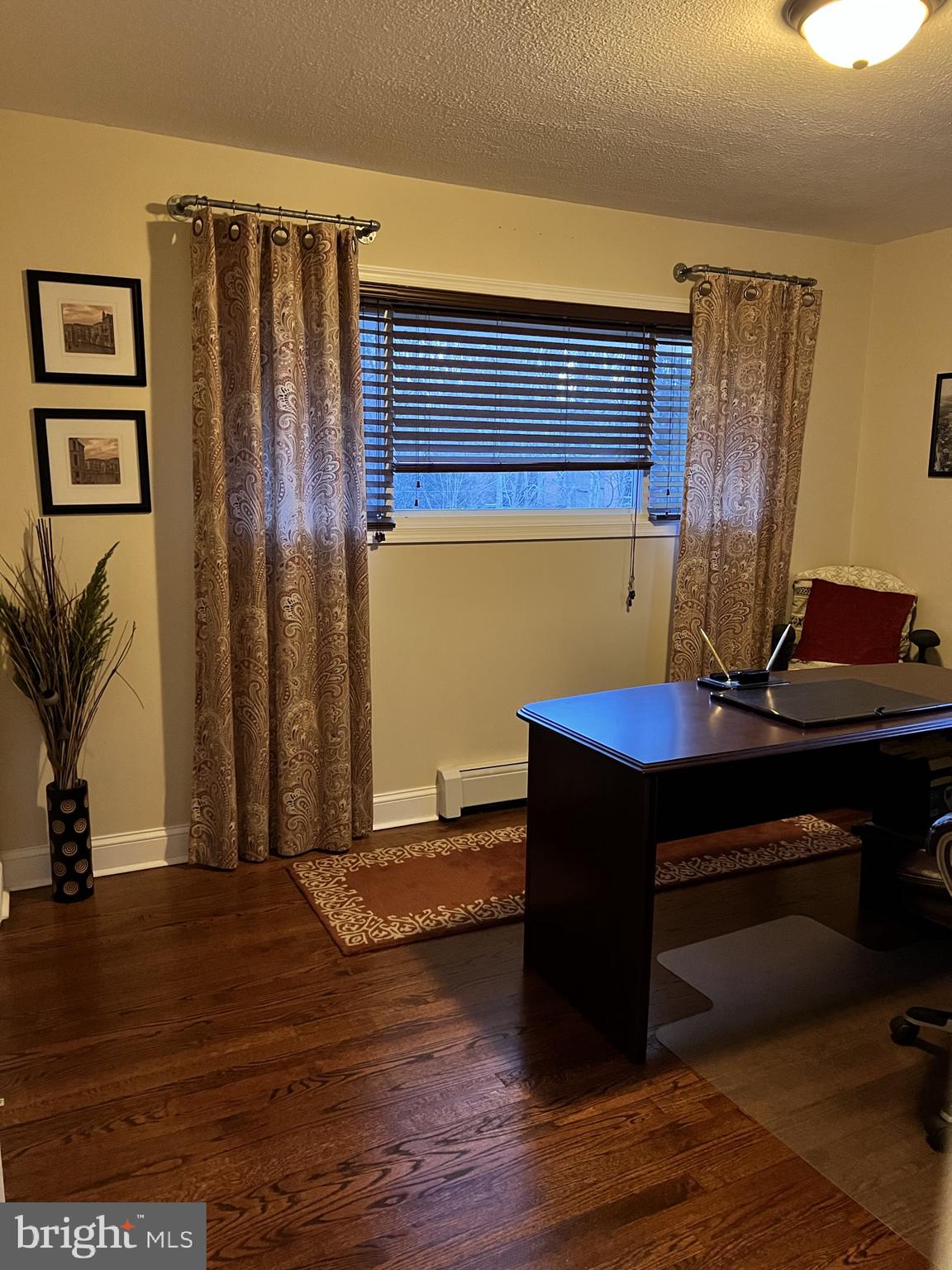 COLONIAL ACRES - Residential Lease