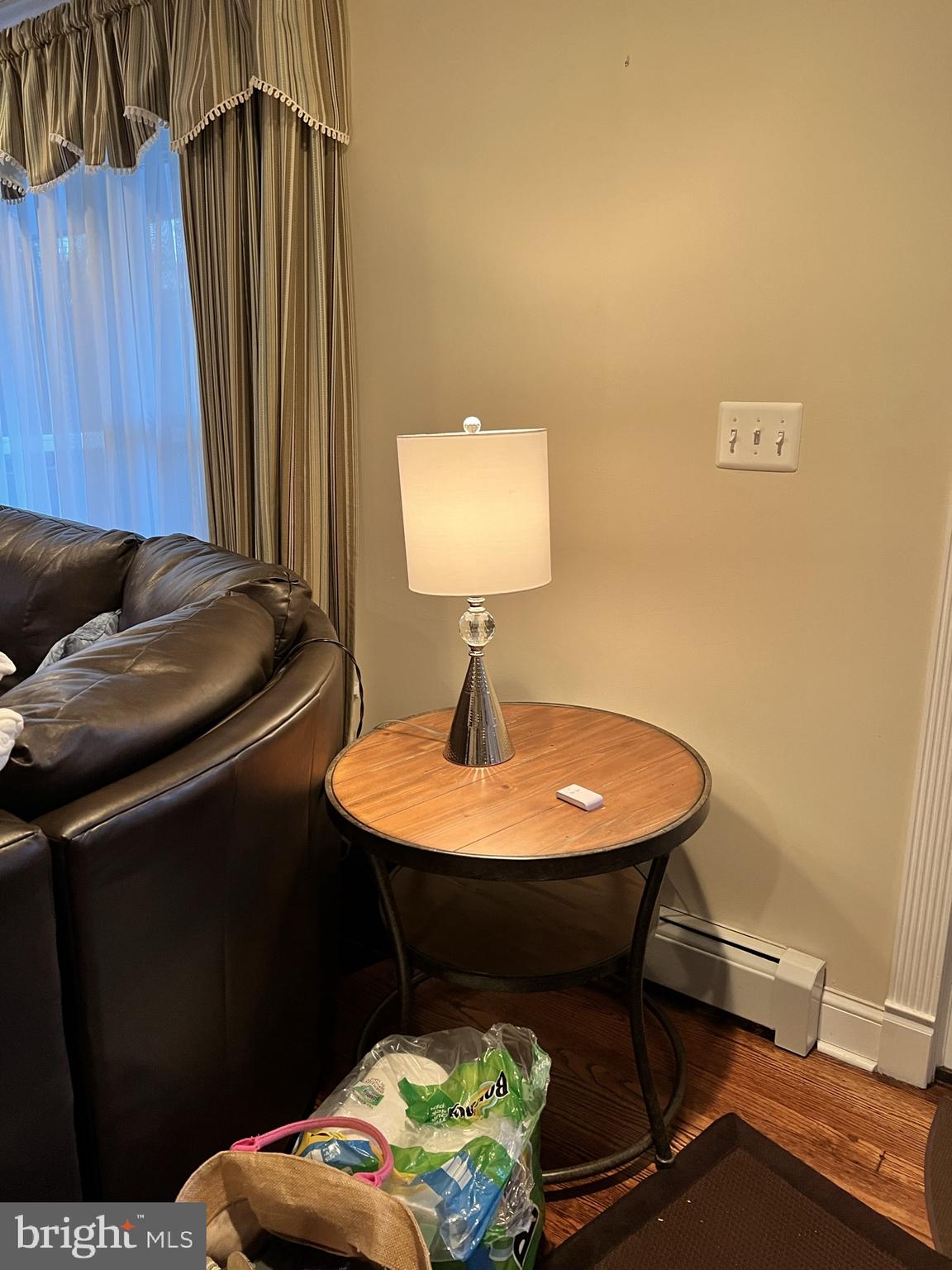 COLONIAL ACRES - Residential Lease