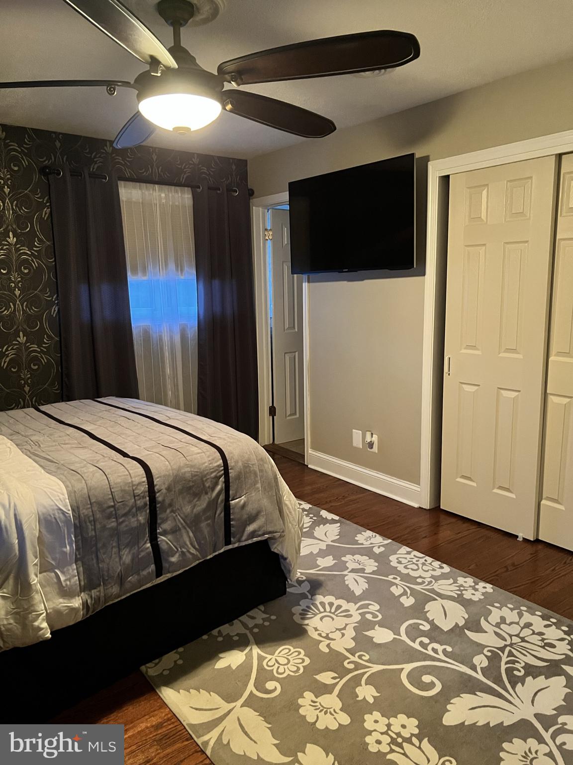 COLONIAL ACRES - Residential Lease