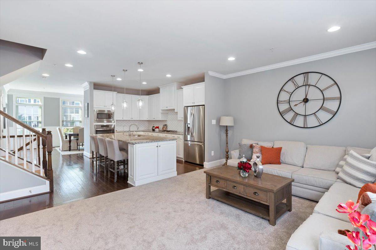 CARRIAGE HILL - Residential