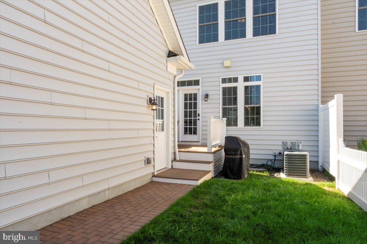 CARRIAGE HILL - Residential