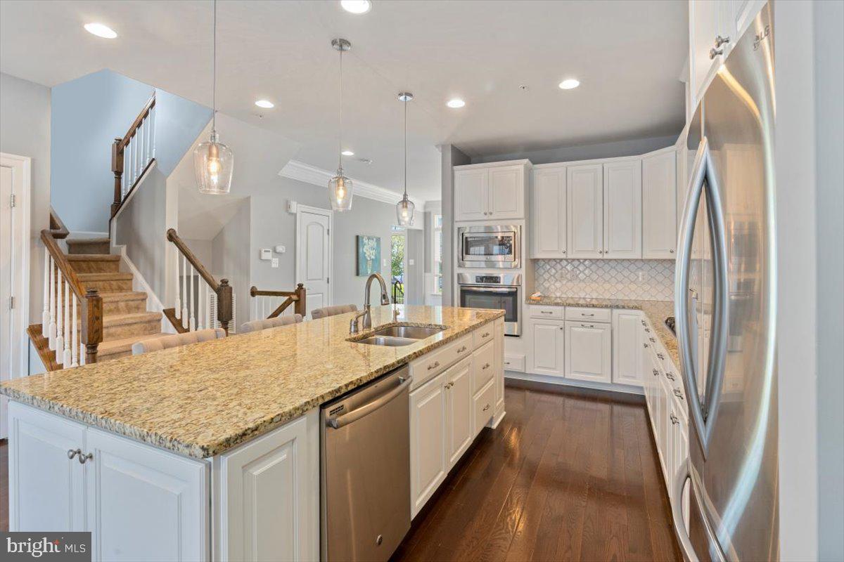 CARRIAGE HILL - Residential