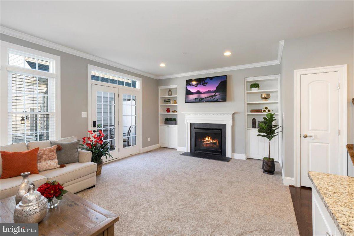 CARRIAGE HILL - Residential