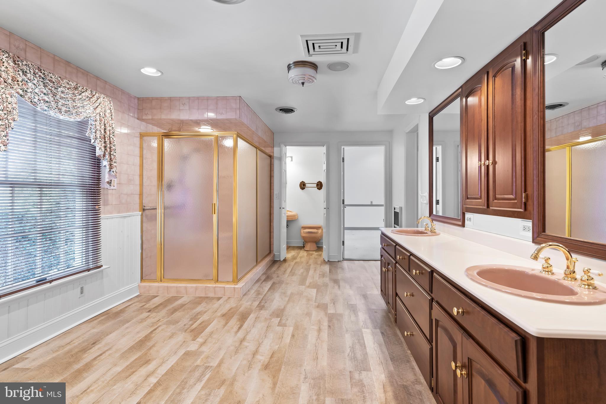 FOREST RIDGE - Residential