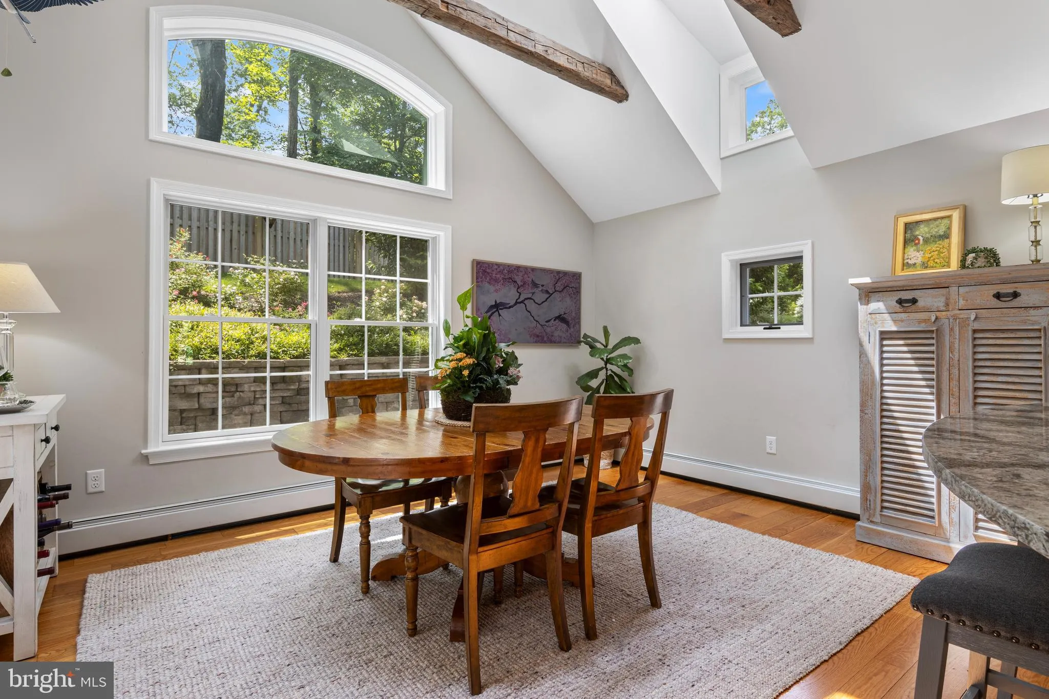 Wayne, Pennsylvania 19087, United States, 4 Bedrooms Bedrooms, ,3 BathroomsBathrooms,Residential,Contingent,143202