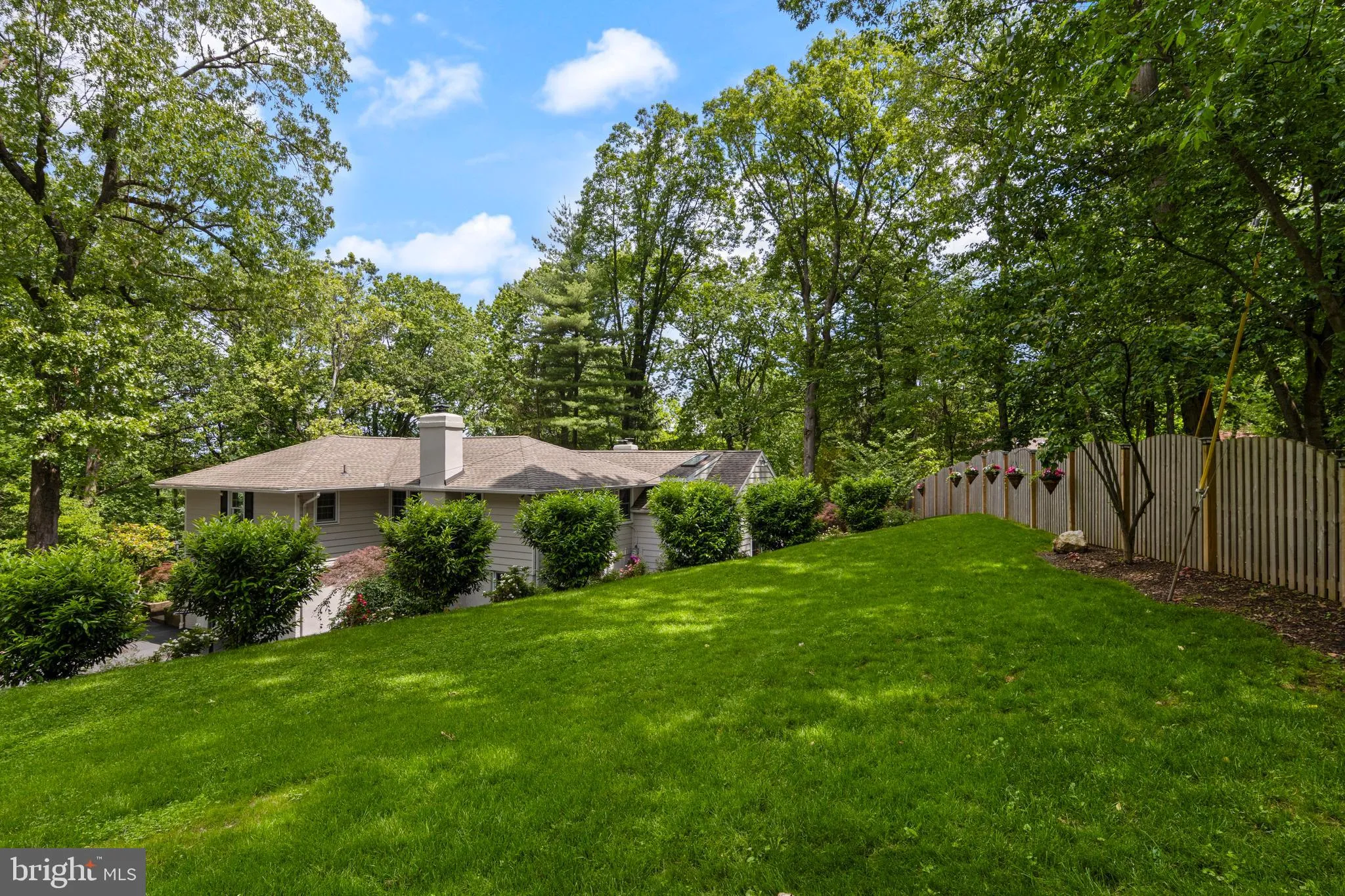 Wayne, Pennsylvania 19087, United States, 4 Bedrooms Bedrooms, ,3 BathroomsBathrooms,Residential,Contingent,143202