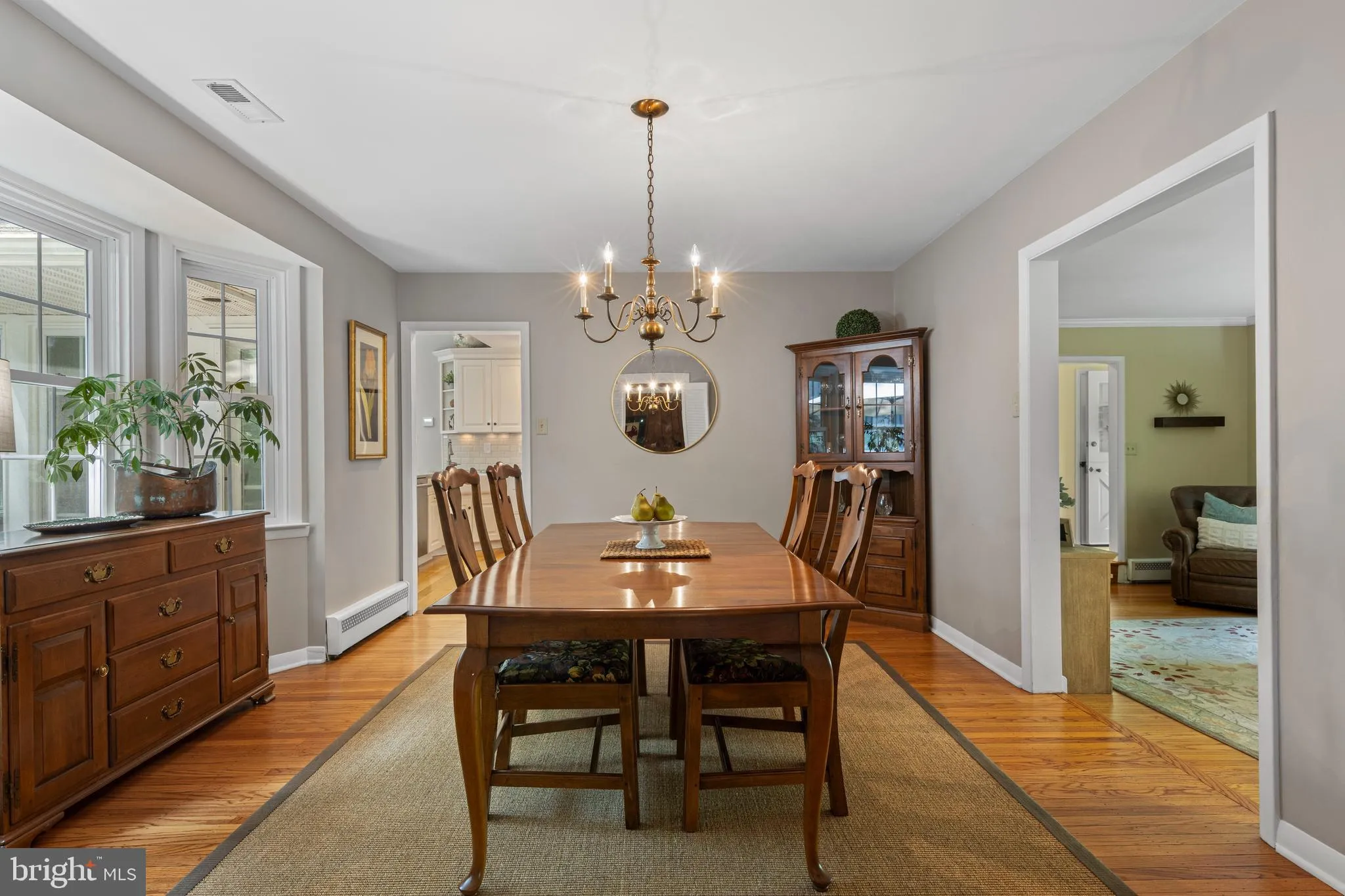 Wayne, Pennsylvania 19087, United States, 4 Bedrooms Bedrooms, ,3 BathroomsBathrooms,Residential,Contingent,143202