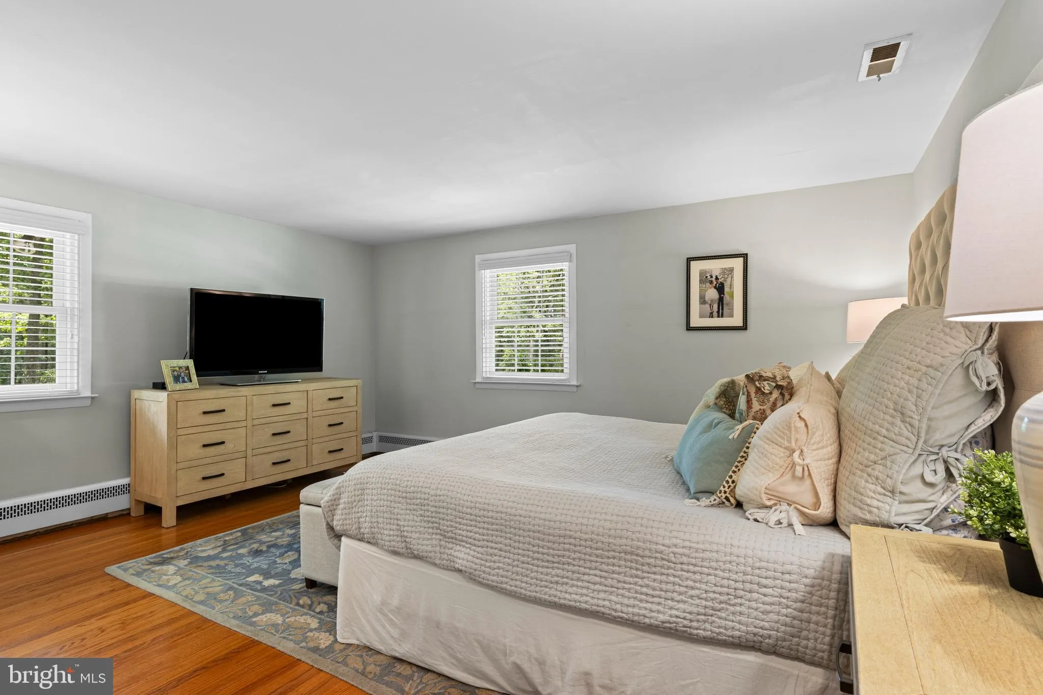 Wayne, Pennsylvania 19087, United States, 4 Bedrooms Bedrooms, ,3 BathroomsBathrooms,Residential,Contingent,143202