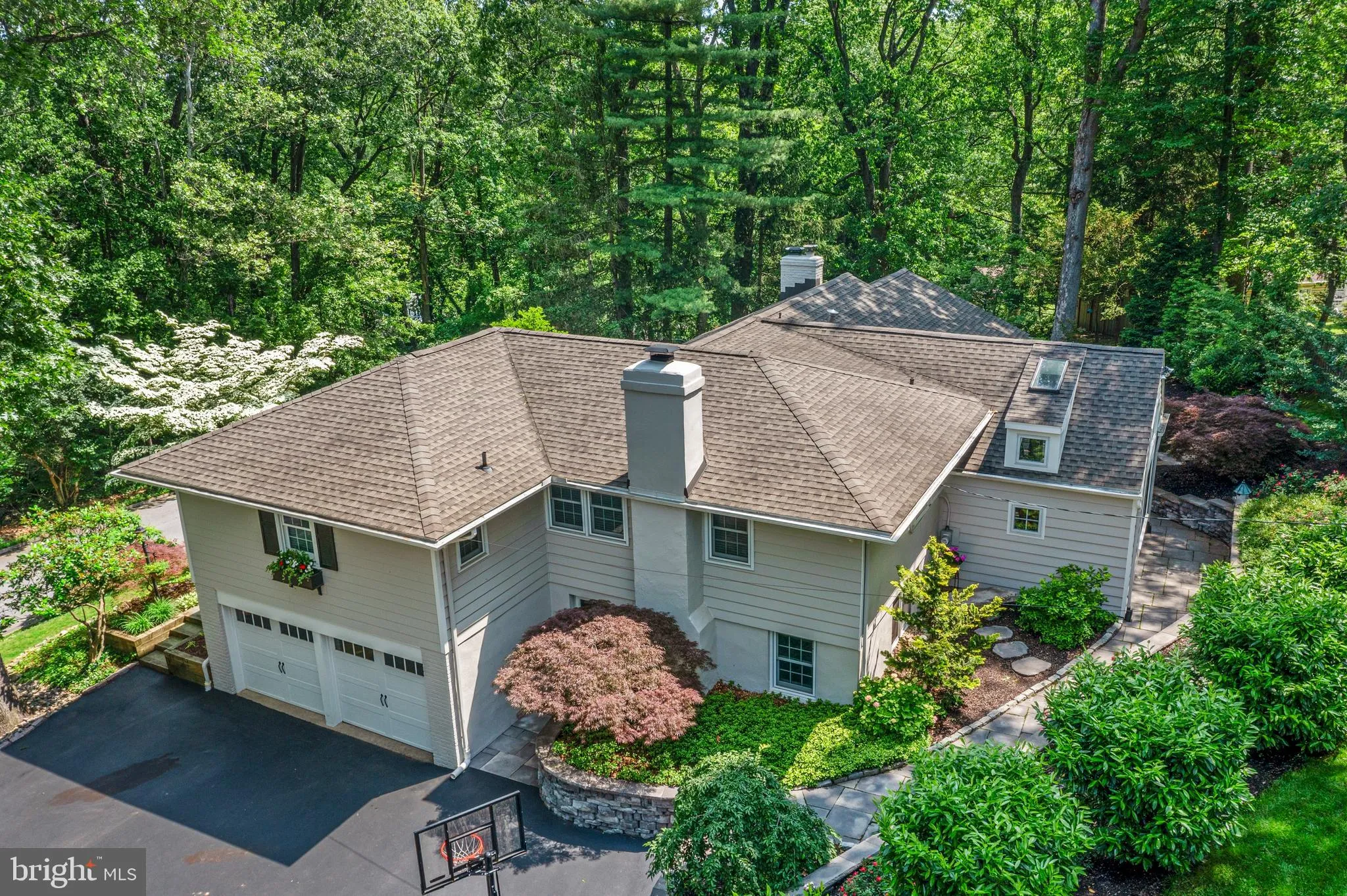 Wayne, Pennsylvania 19087, United States, 4 Bedrooms Bedrooms, ,3 BathroomsBathrooms,Residential,Contingent,143202