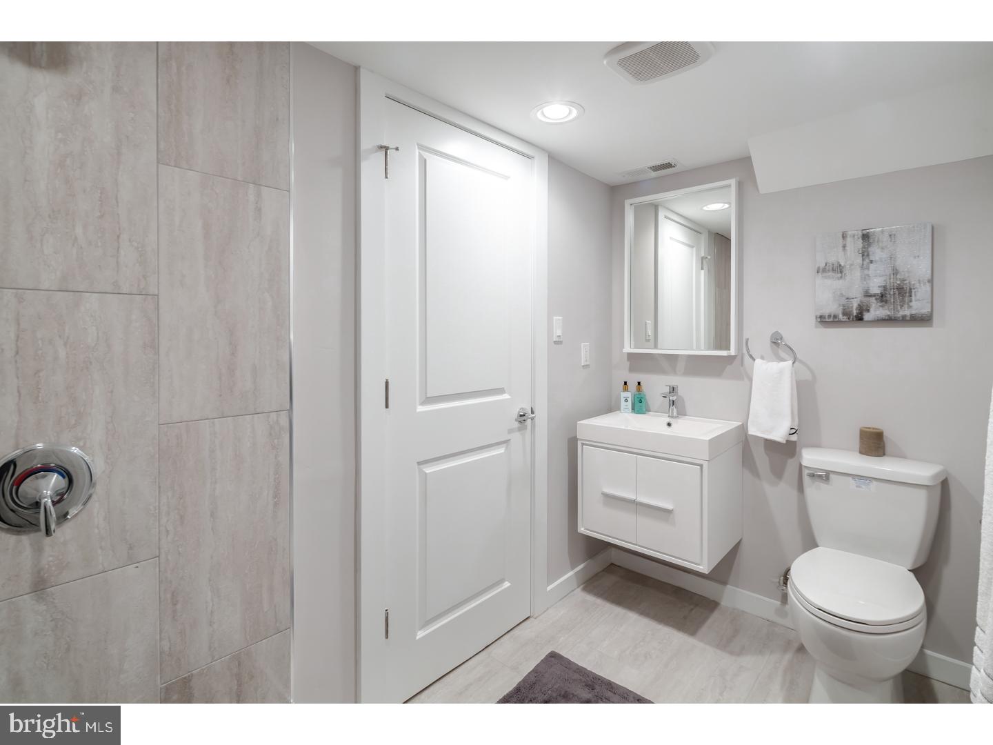 POINT BREEZE - Residential