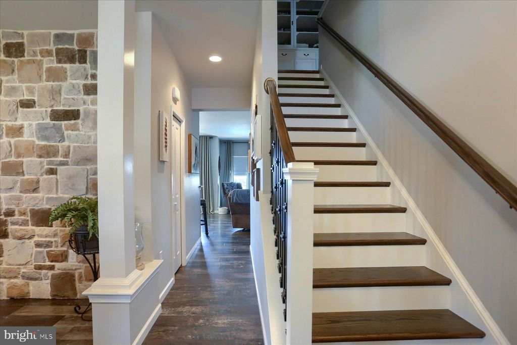 Photo of 448 LANCER DR, COLUMBIA, PA 17512 (MLS # PALA2037720)