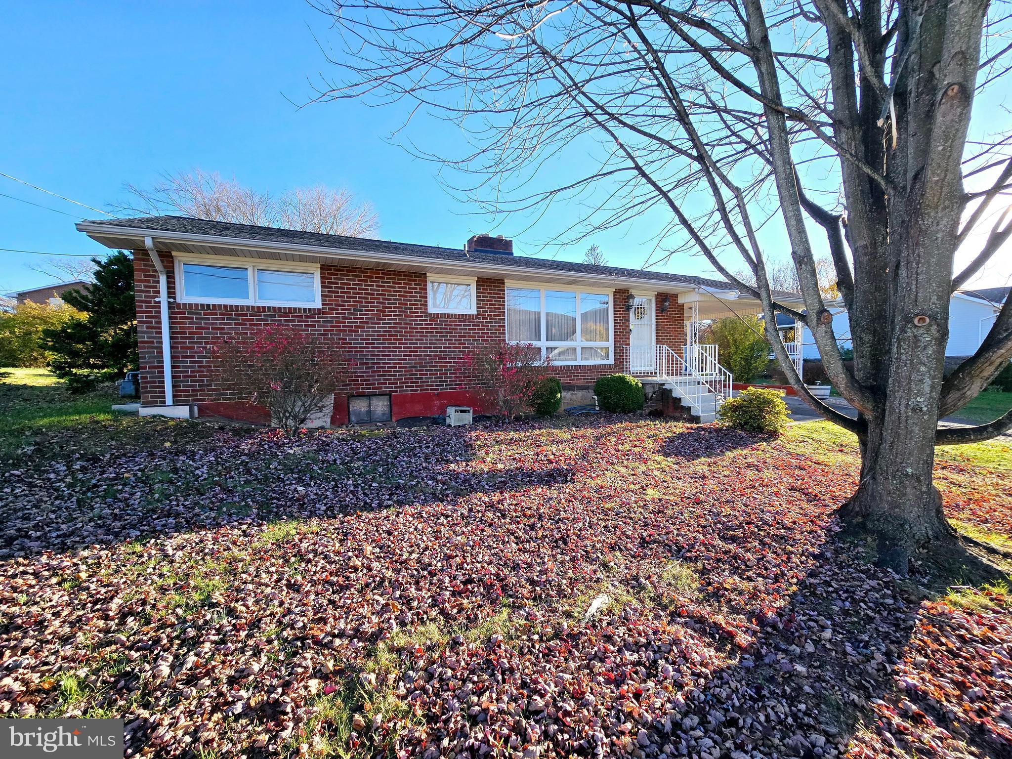 CRESAPTOWN - Residential