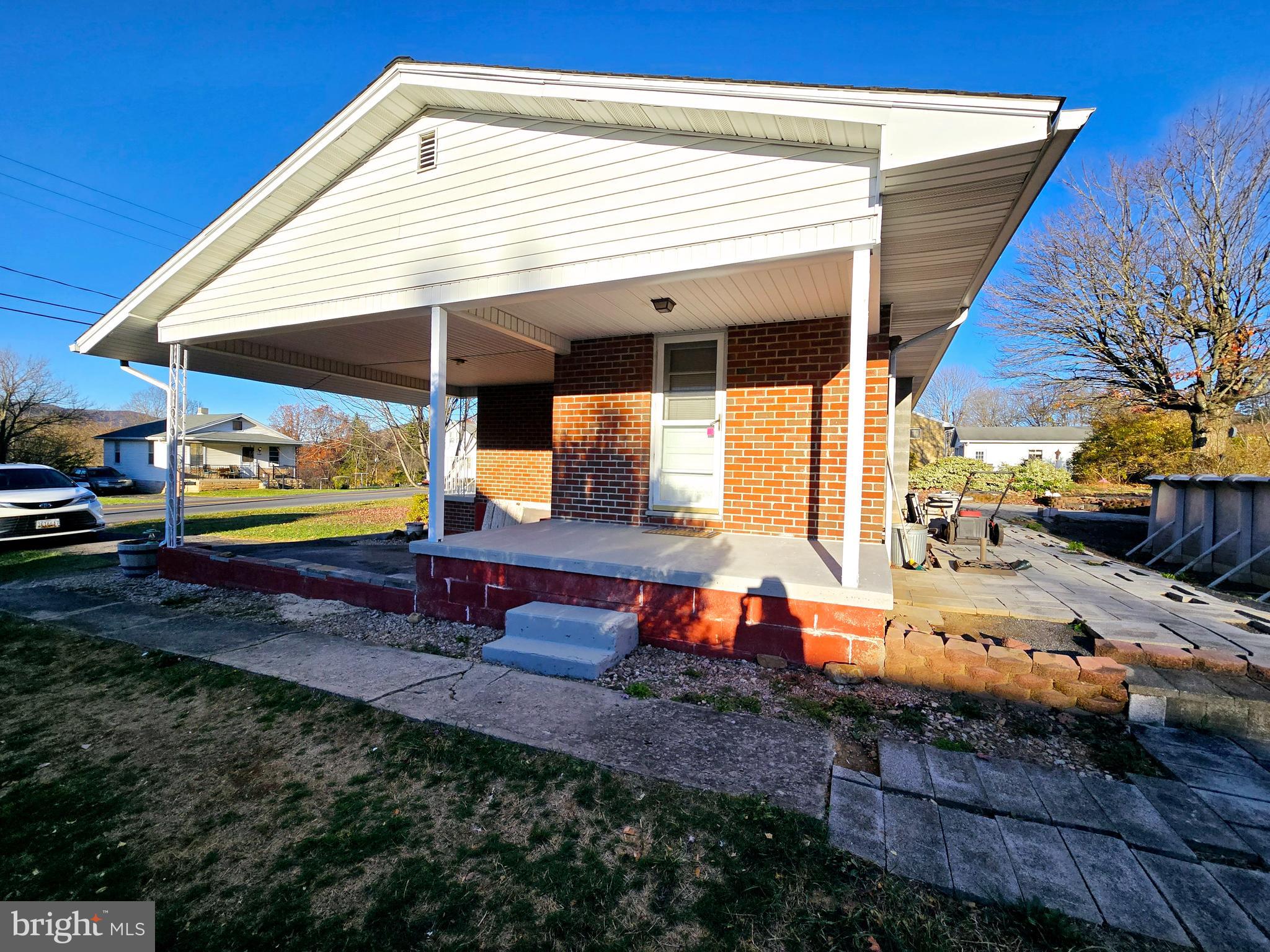 CRESAPTOWN - Residential