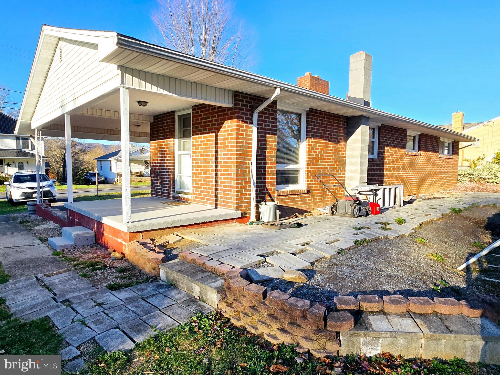 CRESAPTOWN - Residential