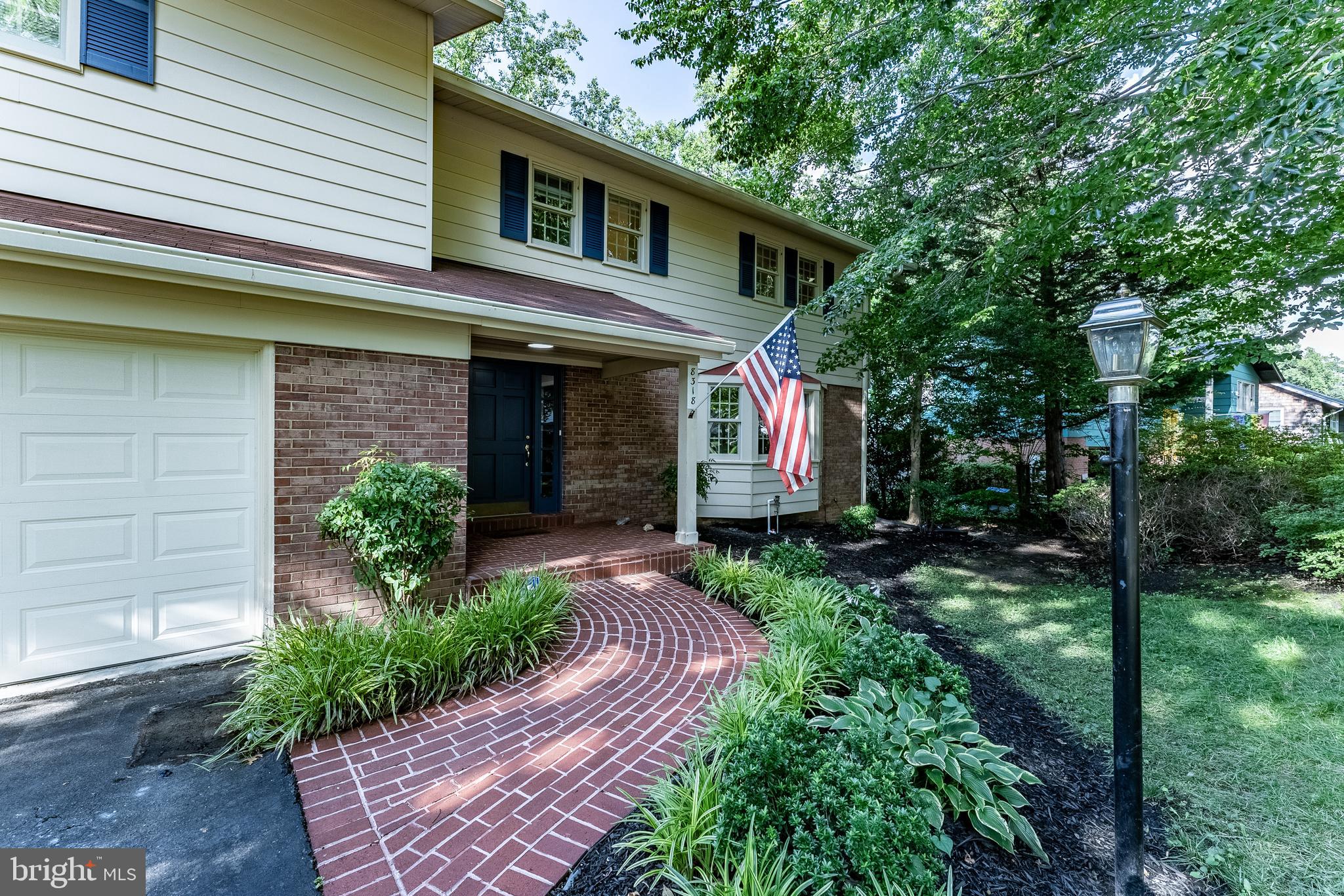 8318 OAKFORD DRIVE