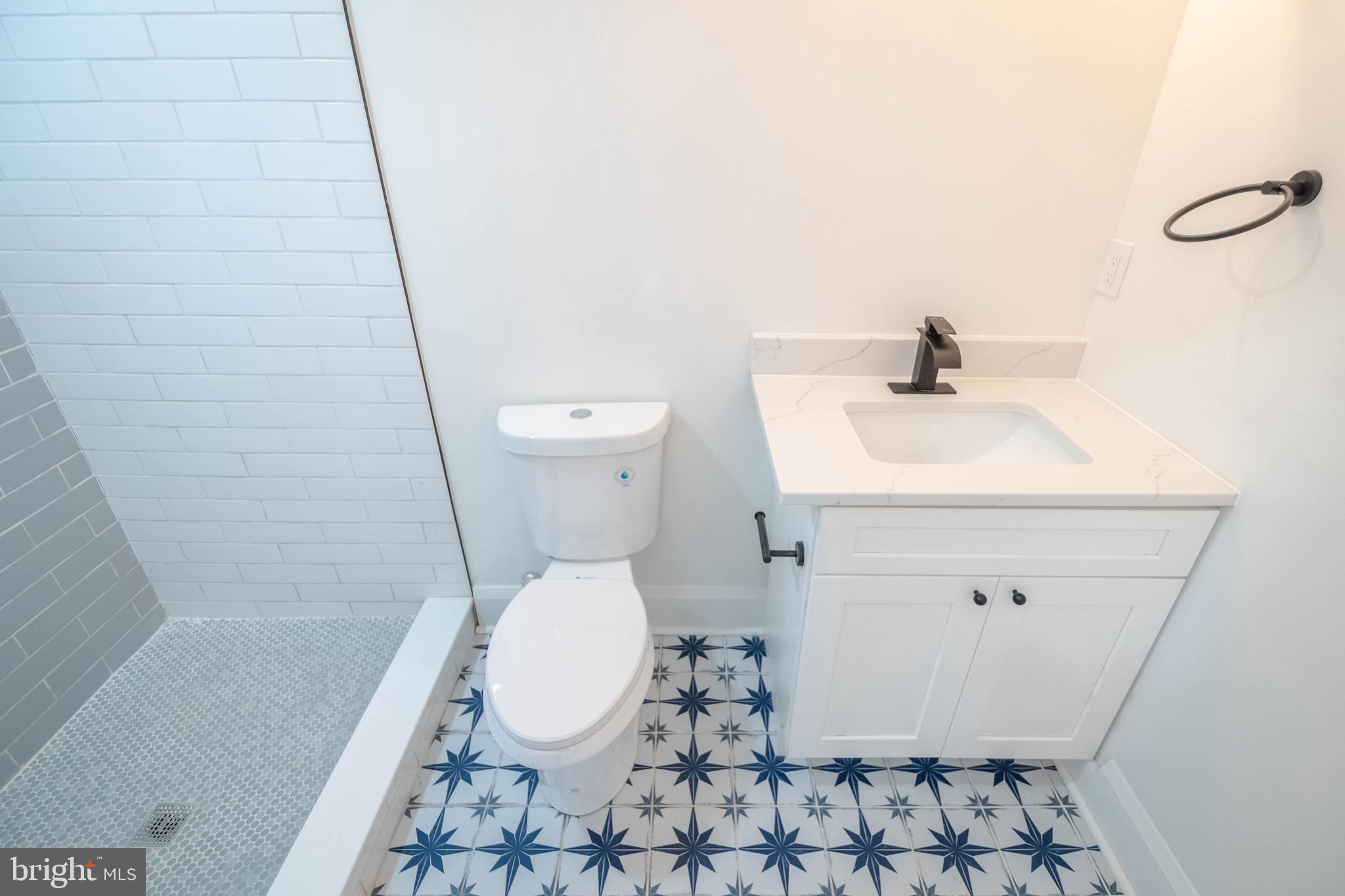 MEDFIELD - Residential