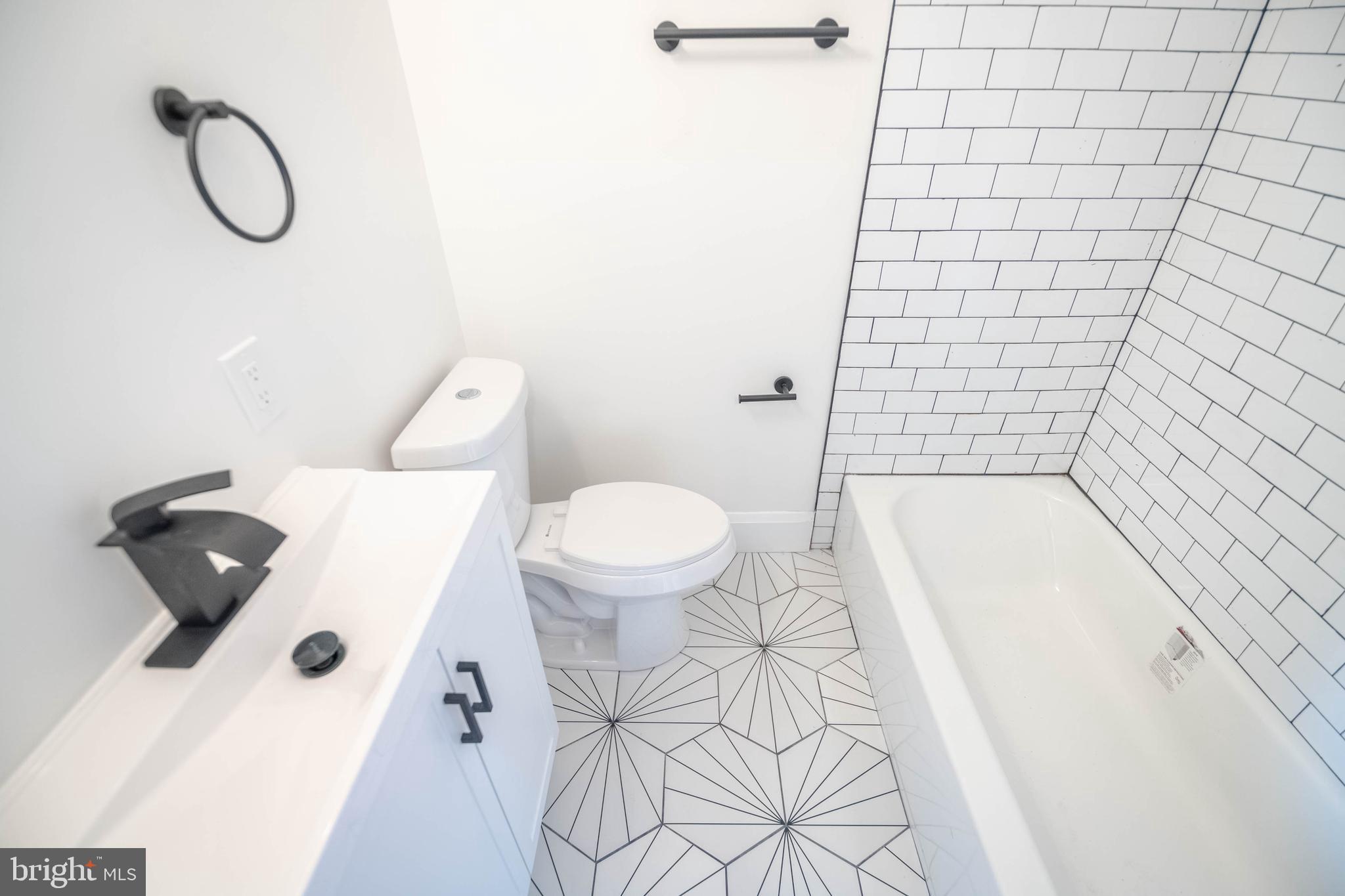 MEDFIELD - Residential