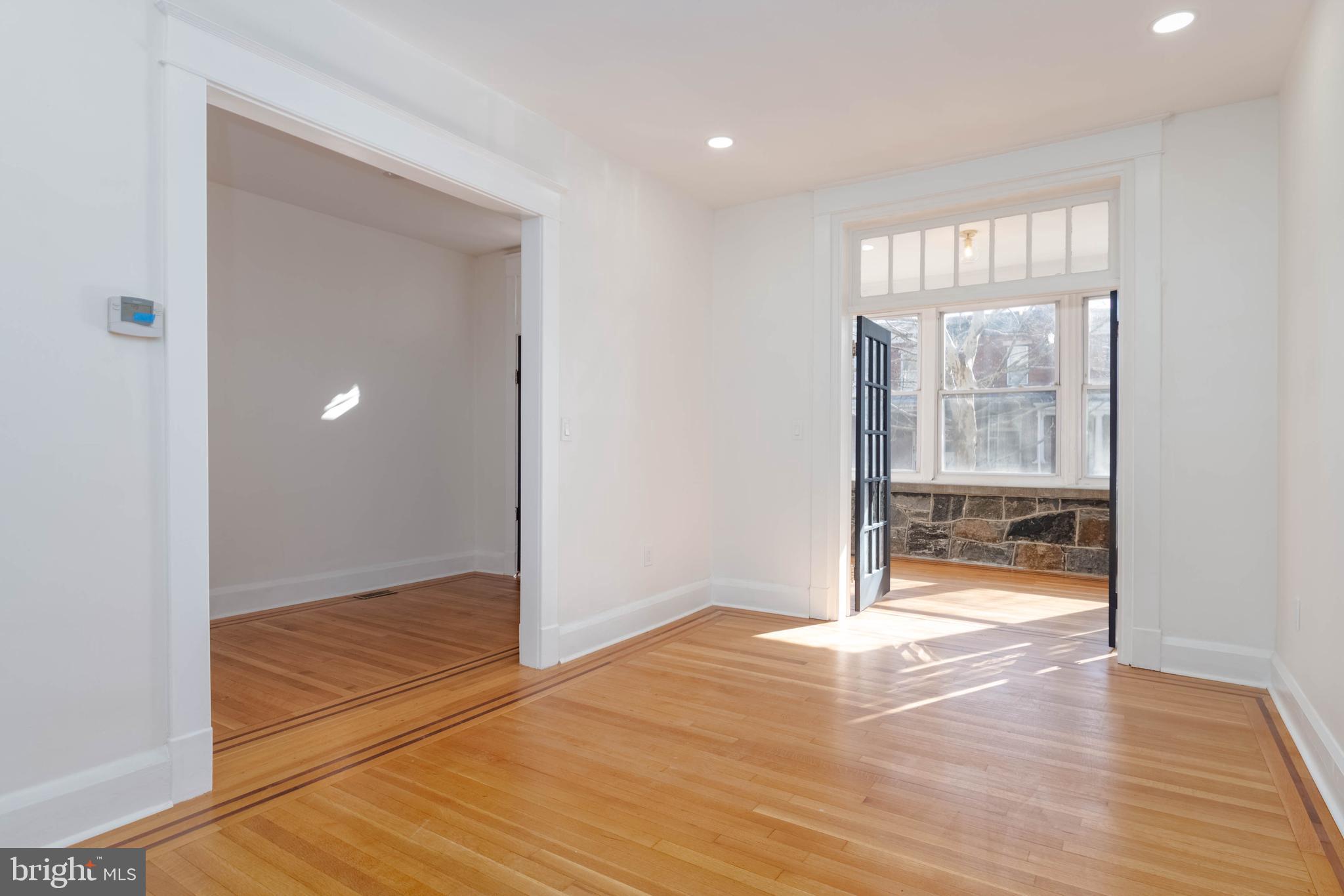 MEDFIELD - Residential