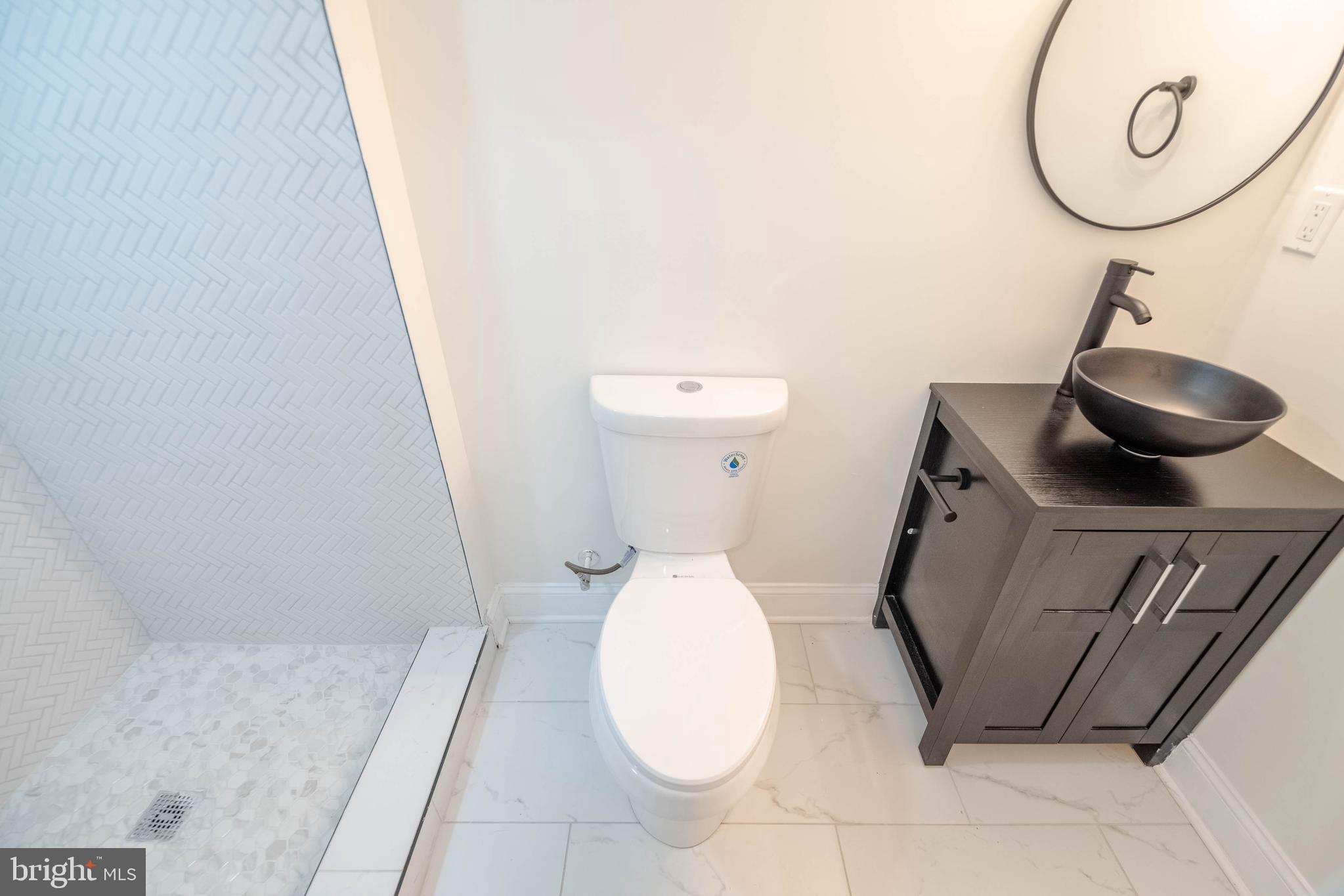 MEDFIELD - Residential