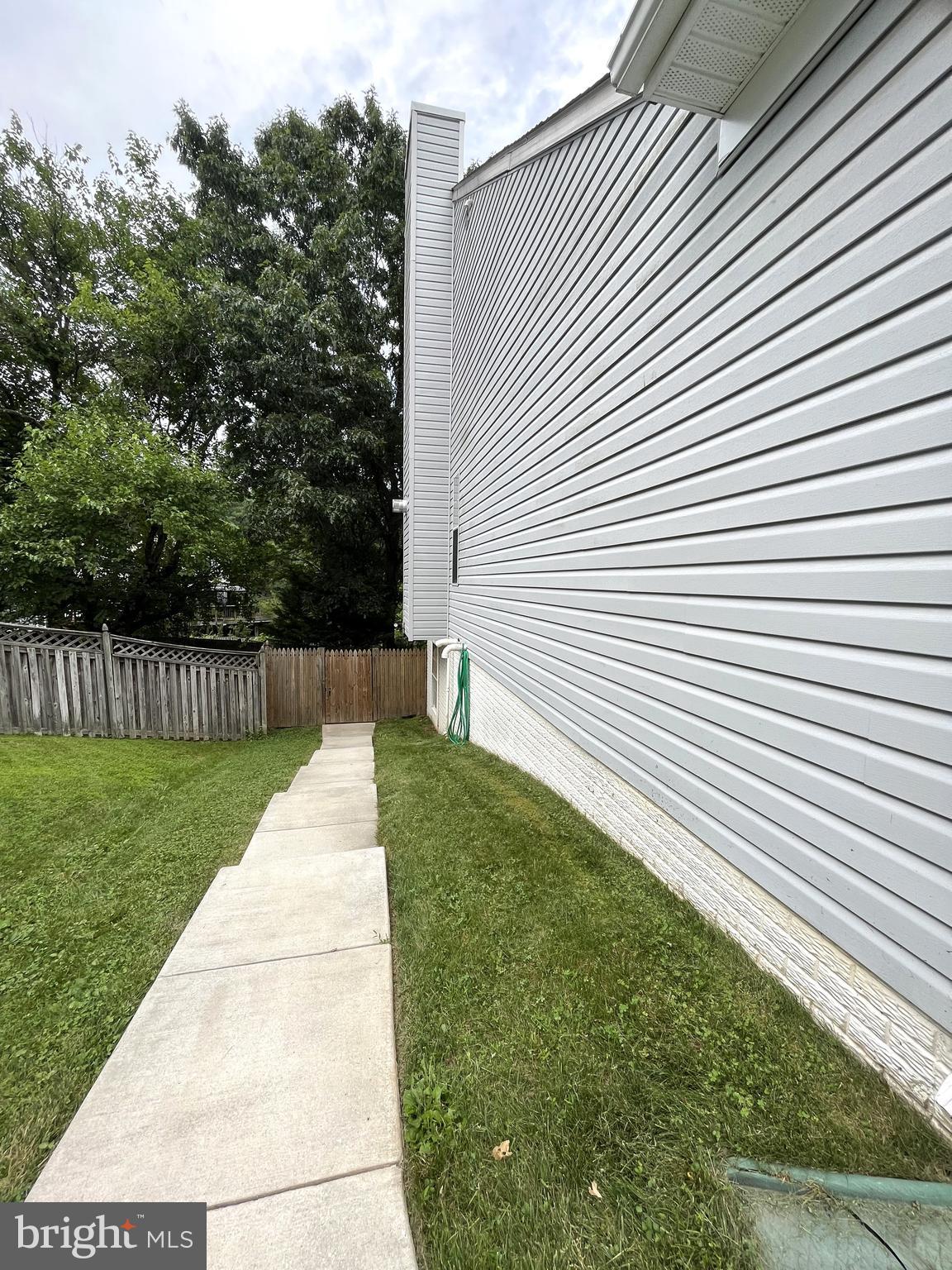 19917 KNOLLCROSS DRIVE