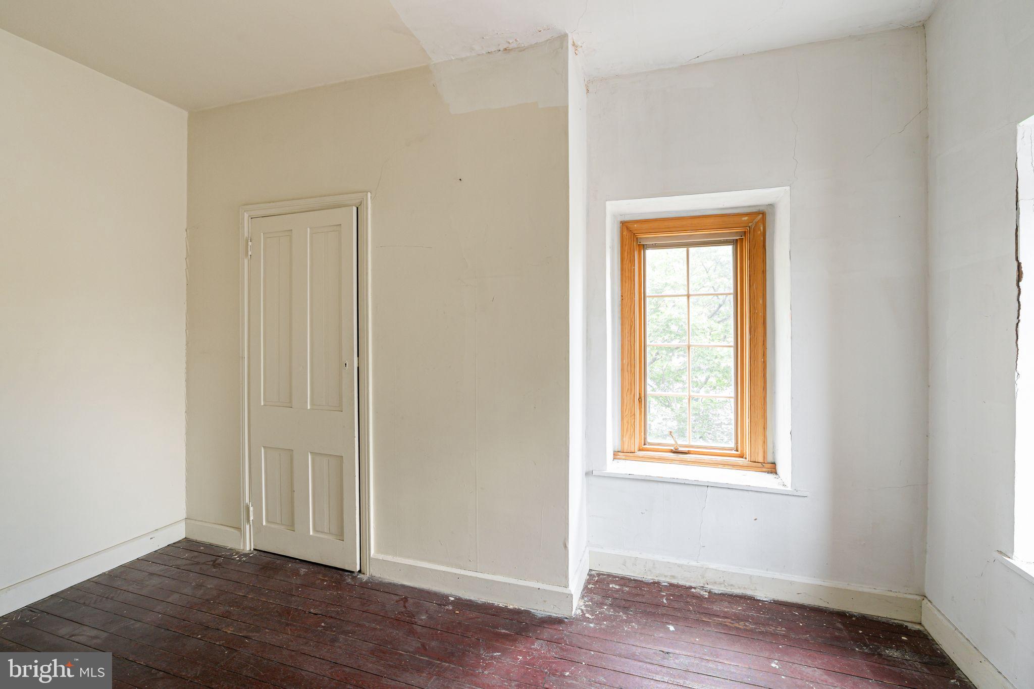 TACONY - Residential